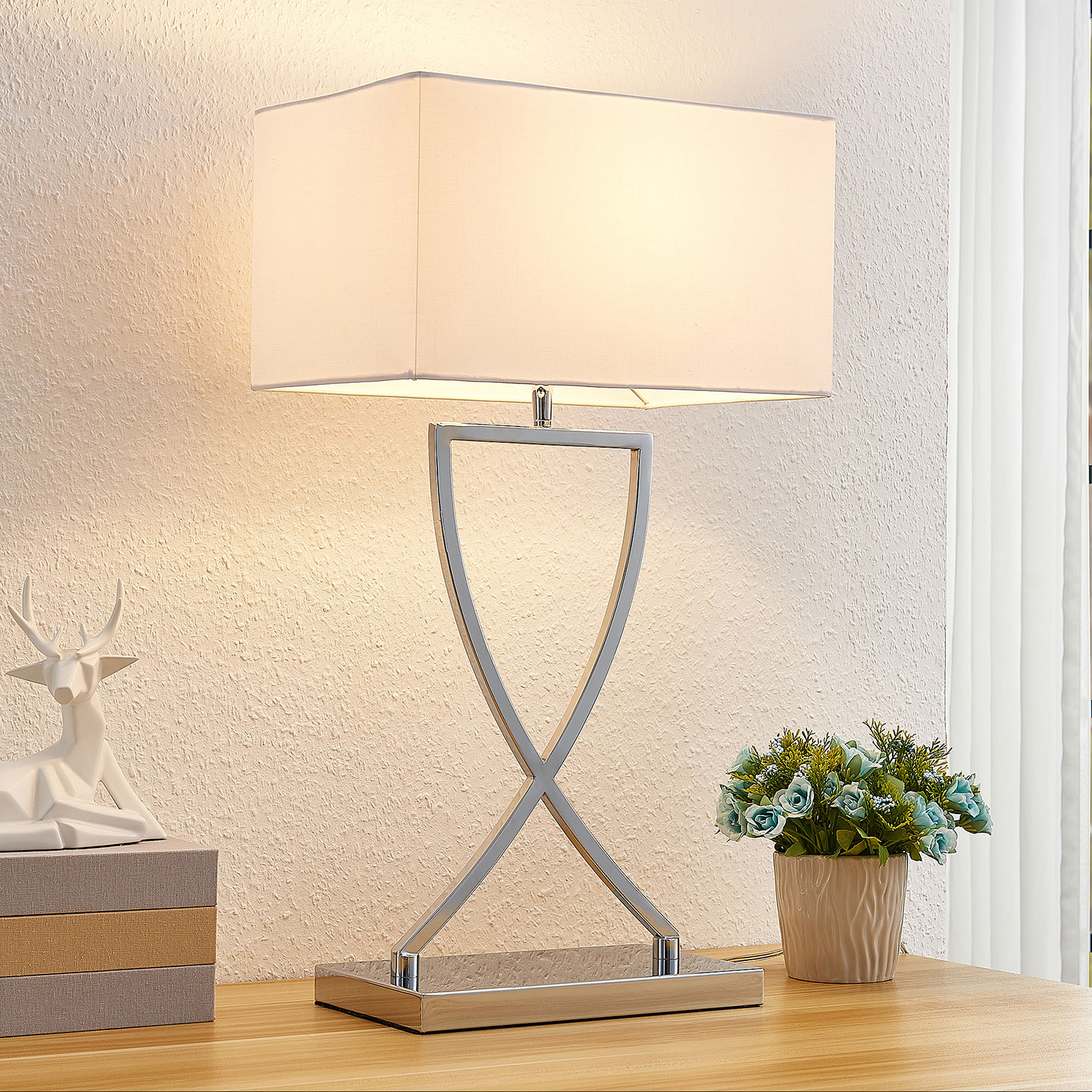 Lucande Evaine bordslampa Chrom, skärm vit