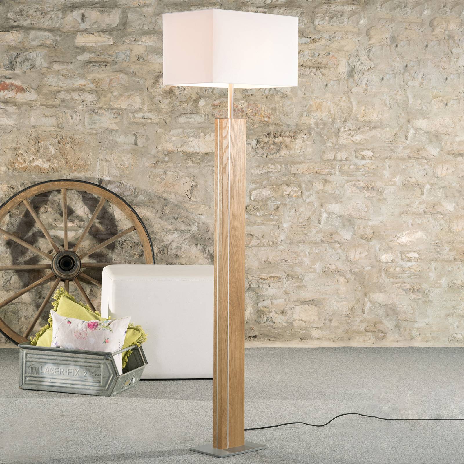 HerzBlut Miss Hilton golvlampa ek, nickel