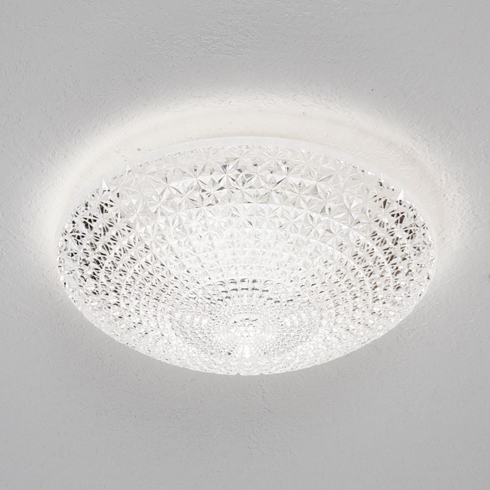 Skålformade LED-taklampan Kuma