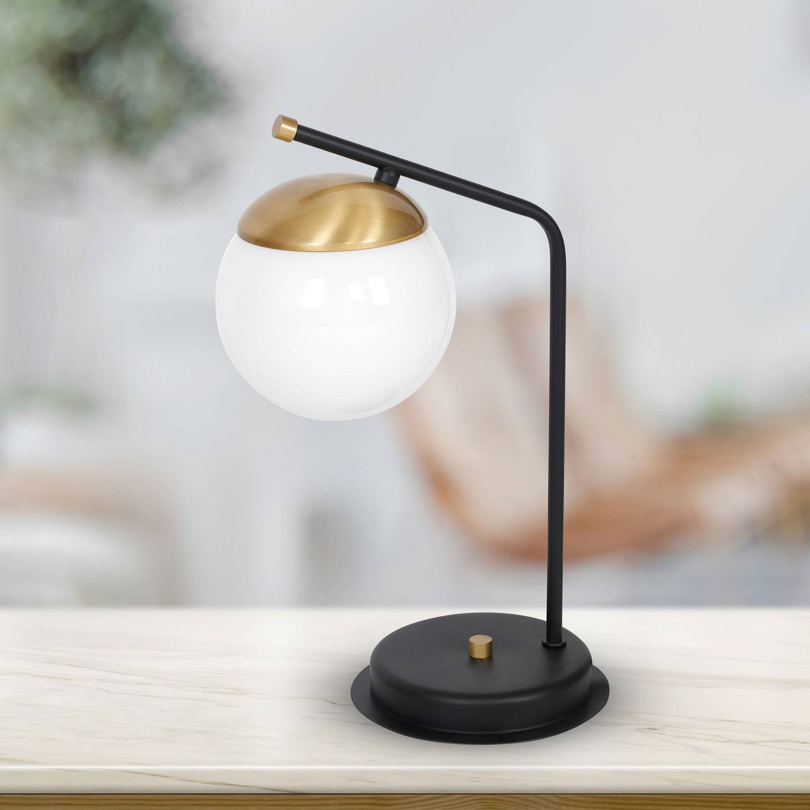 Bordslampa Carina, opalglas, svart/guld