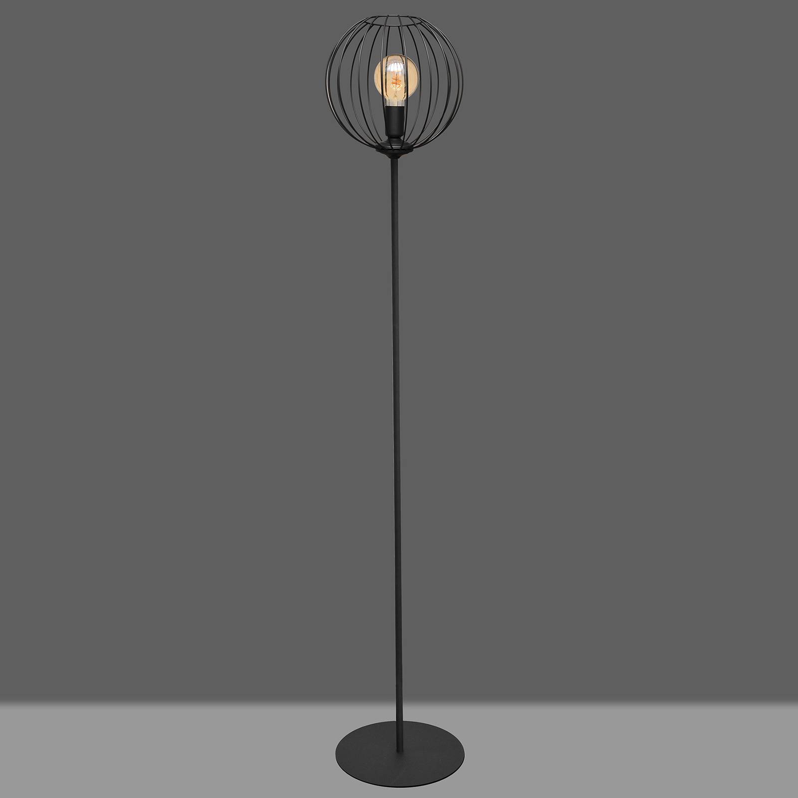 Golvlampa Cumera i svart med burskärm