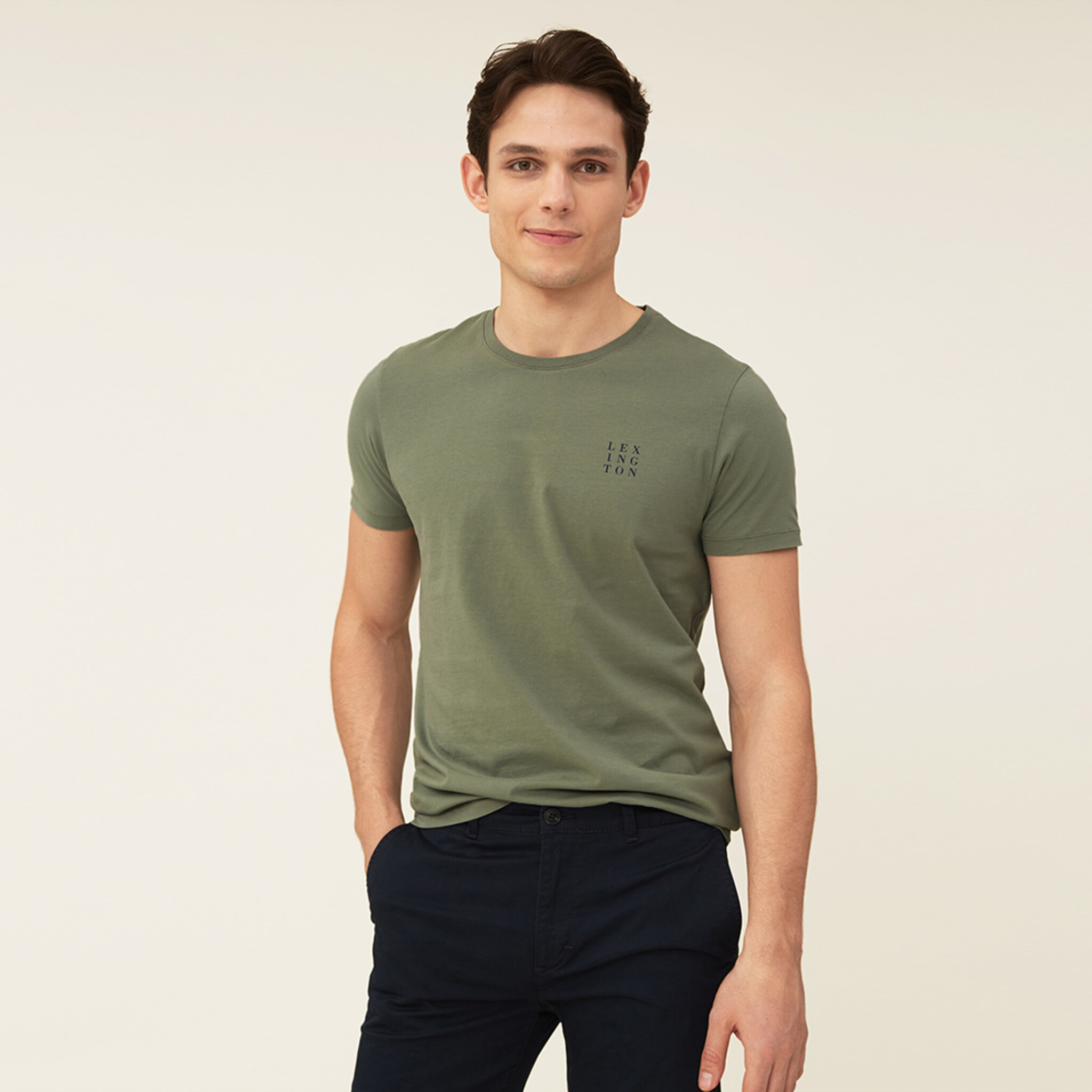 Max Tee