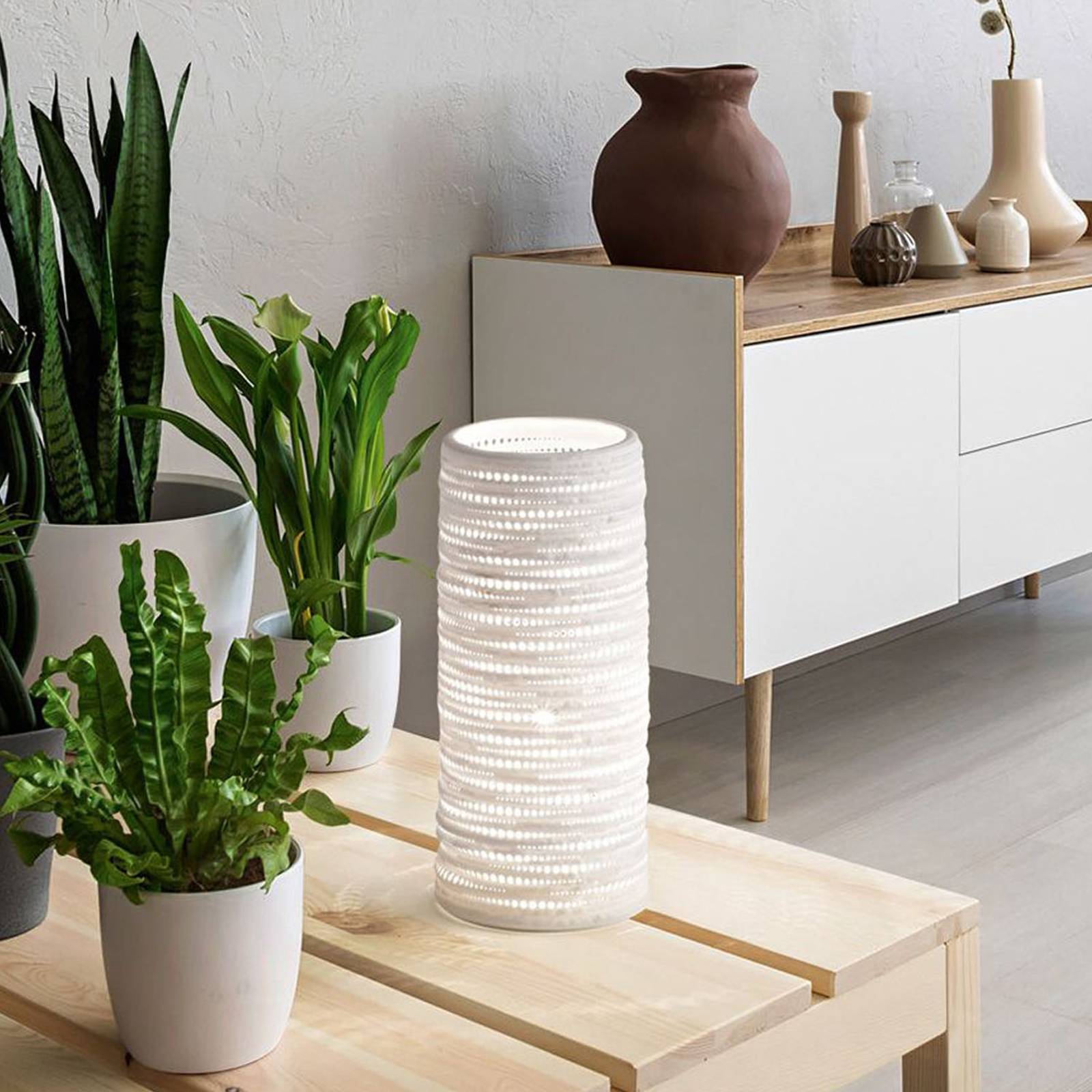 Bordslampa Marbella av keramik, höjd 25 cm