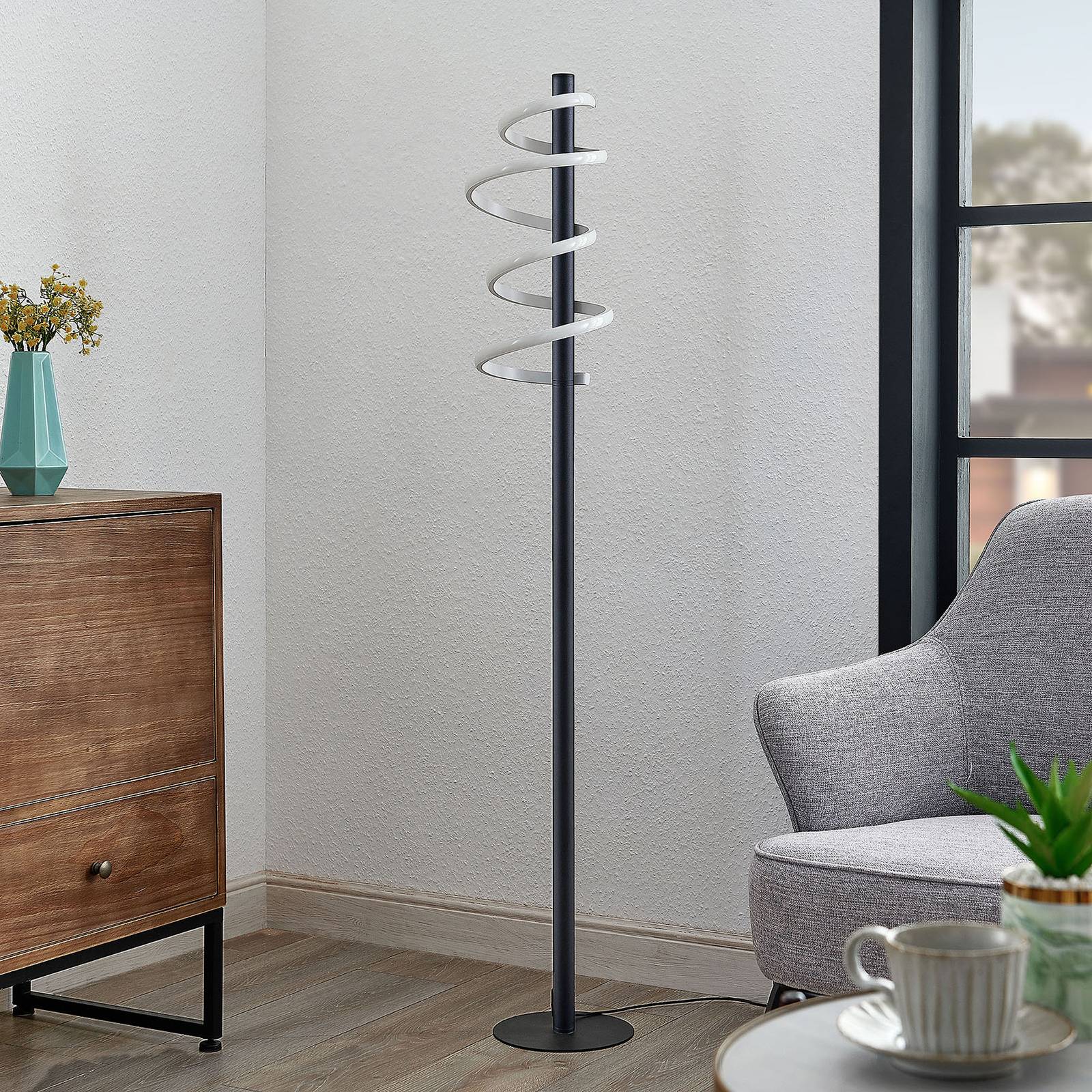 Lucande Kimri LED-golvlampa