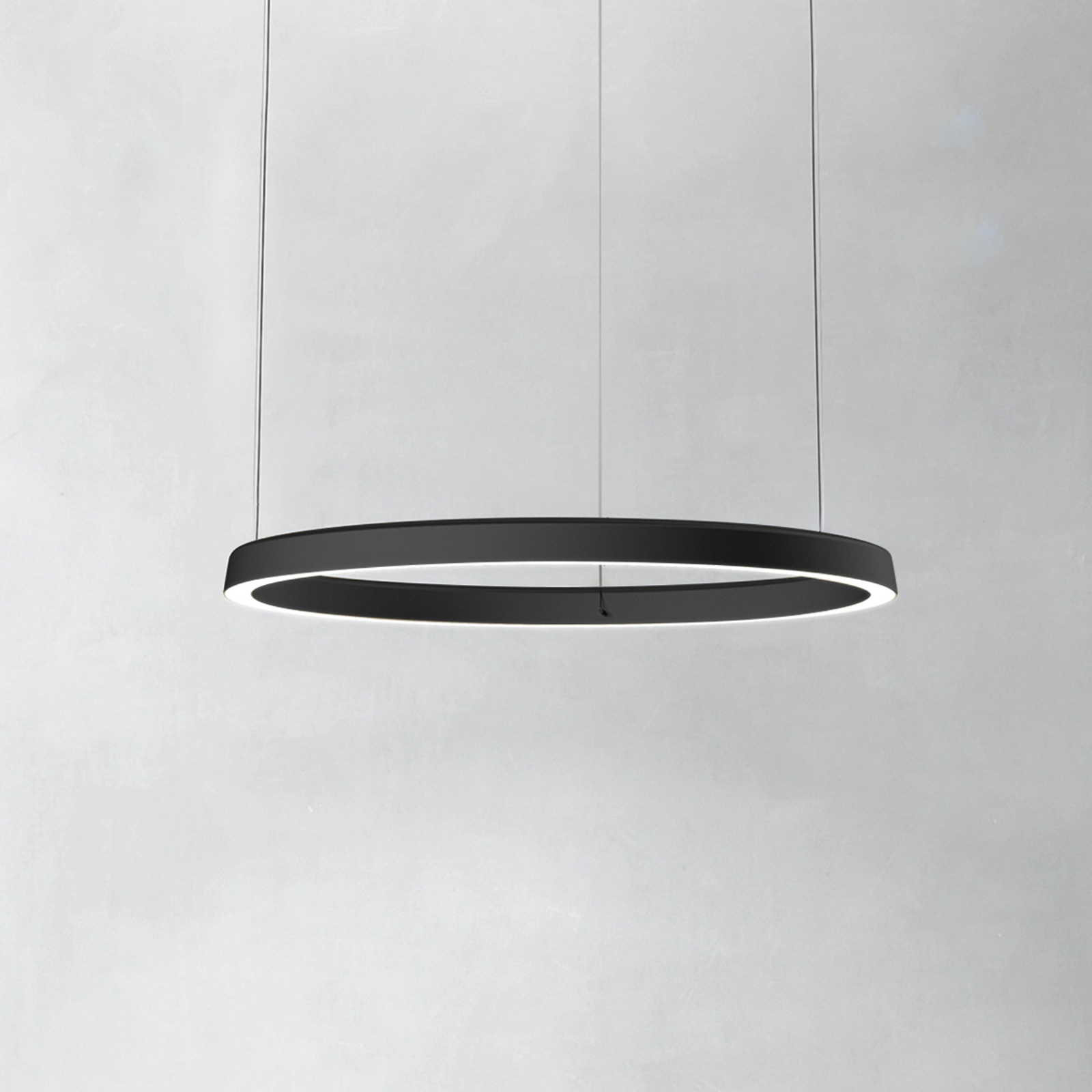 Luceplan Compendium Circle 72 cm, svart
