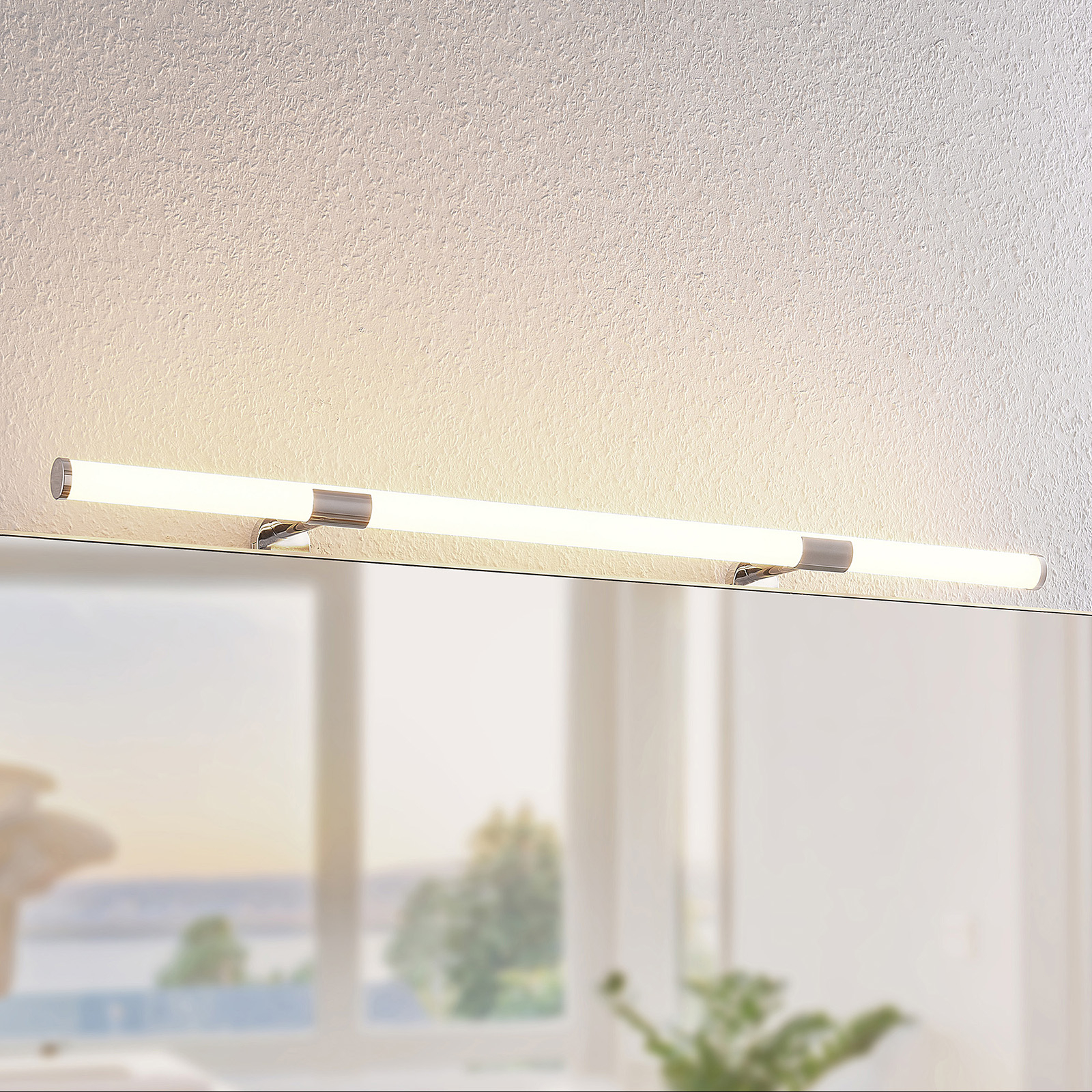 Lindby Arwyn LED-spegellampa