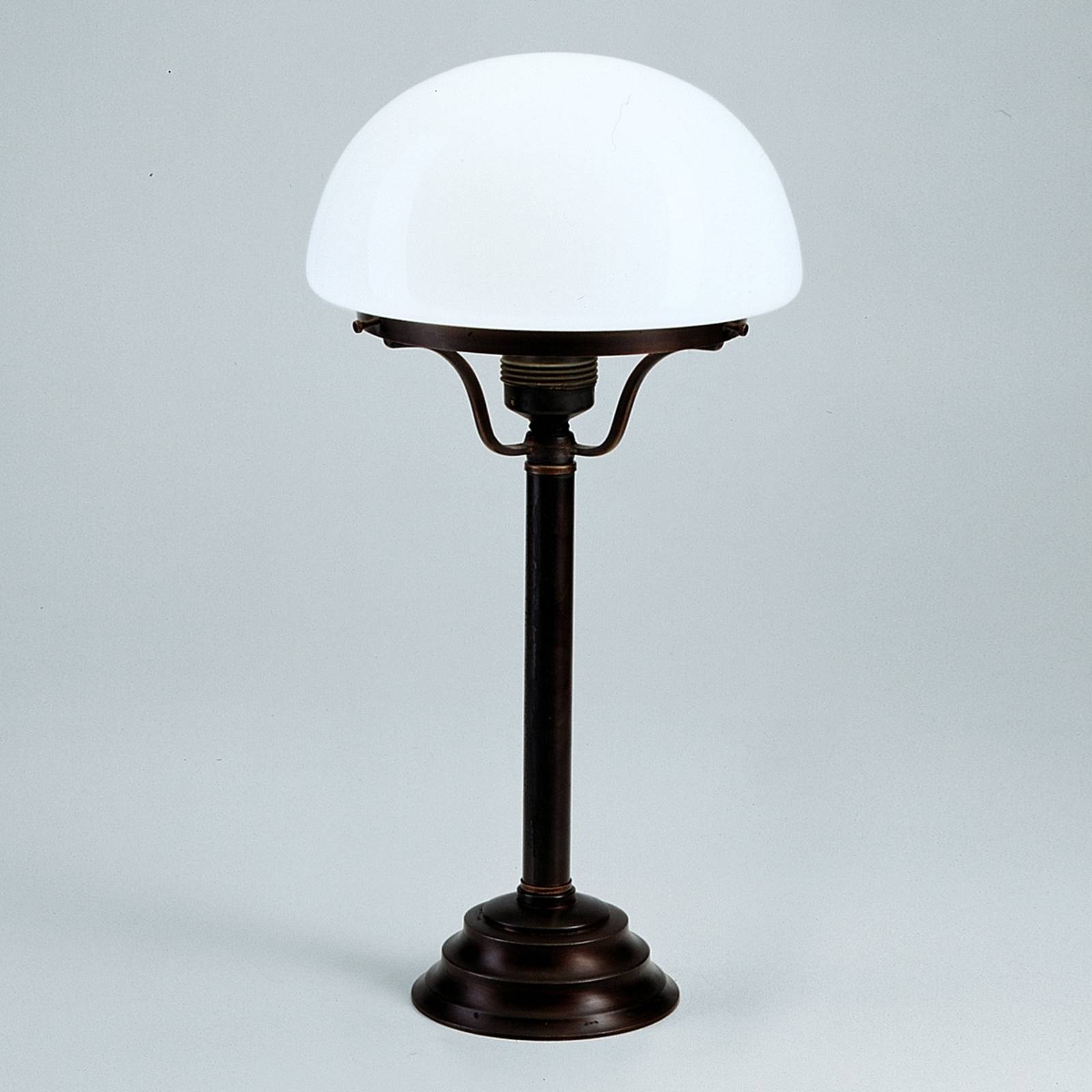 Bordslampa Frank med antikt och rustikt utseende