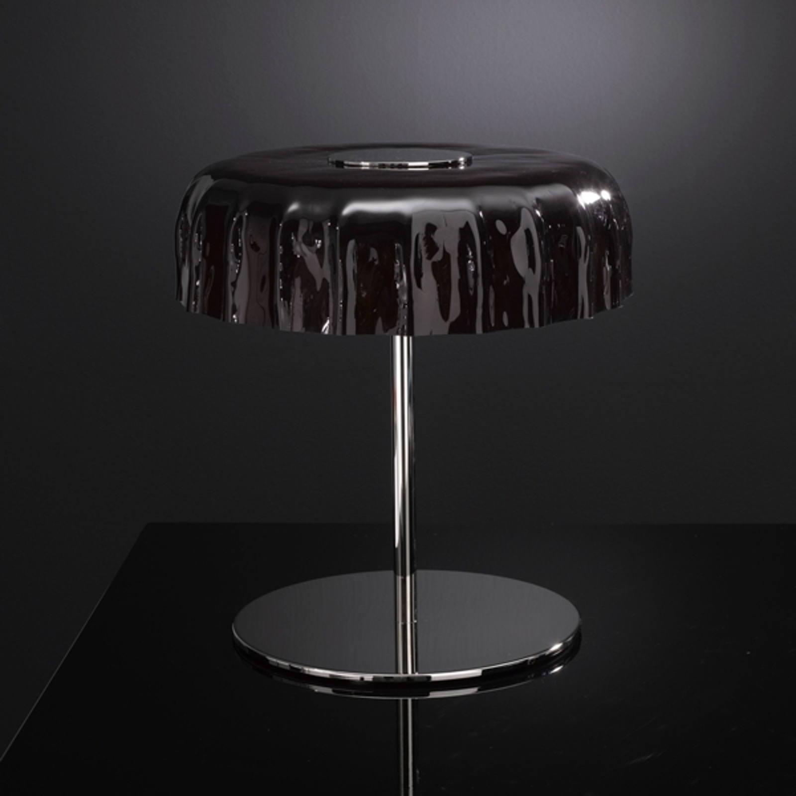 Trendig bordslampa Big Cap svart