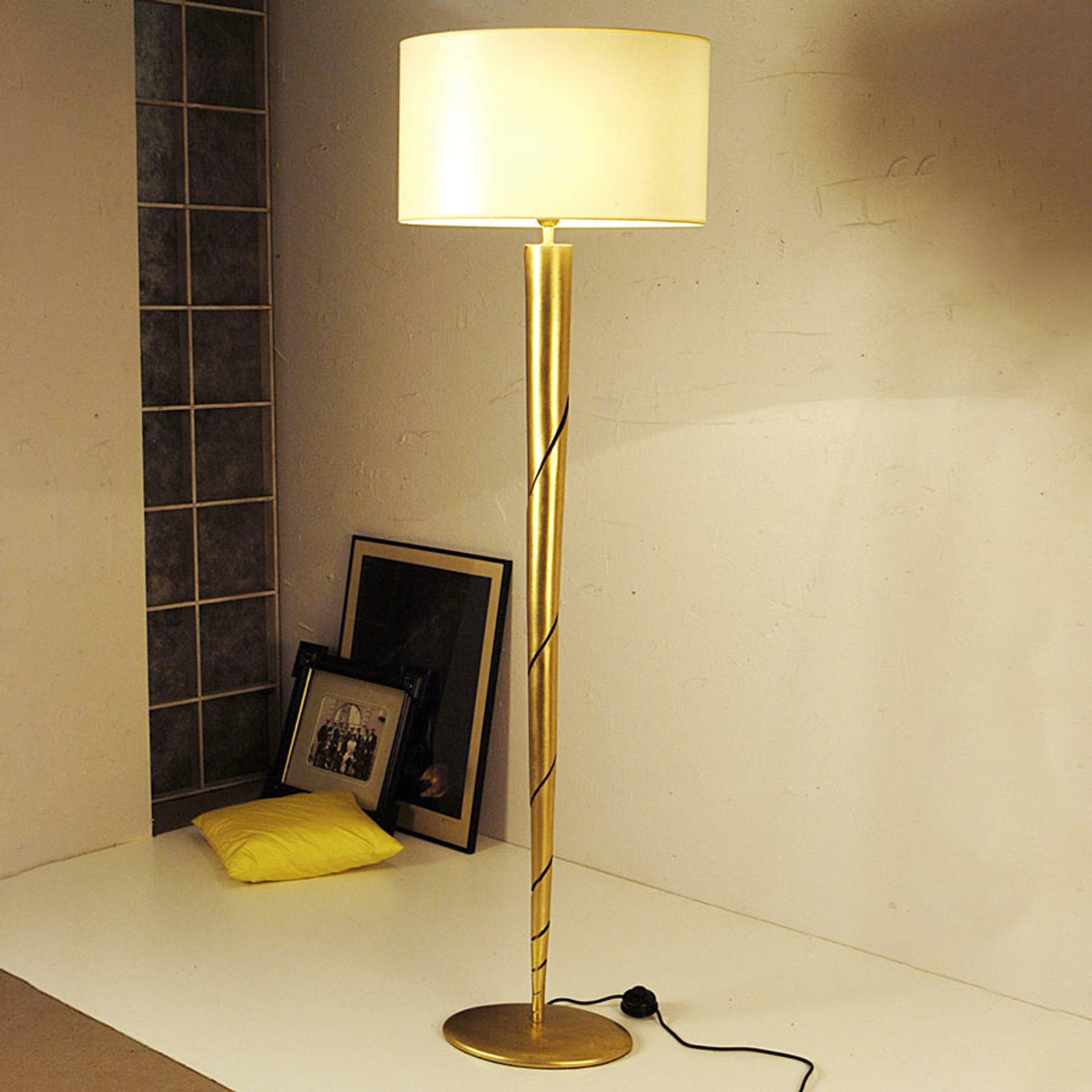 Ädel golvlampa INNOVAZIONE - gyllene järn