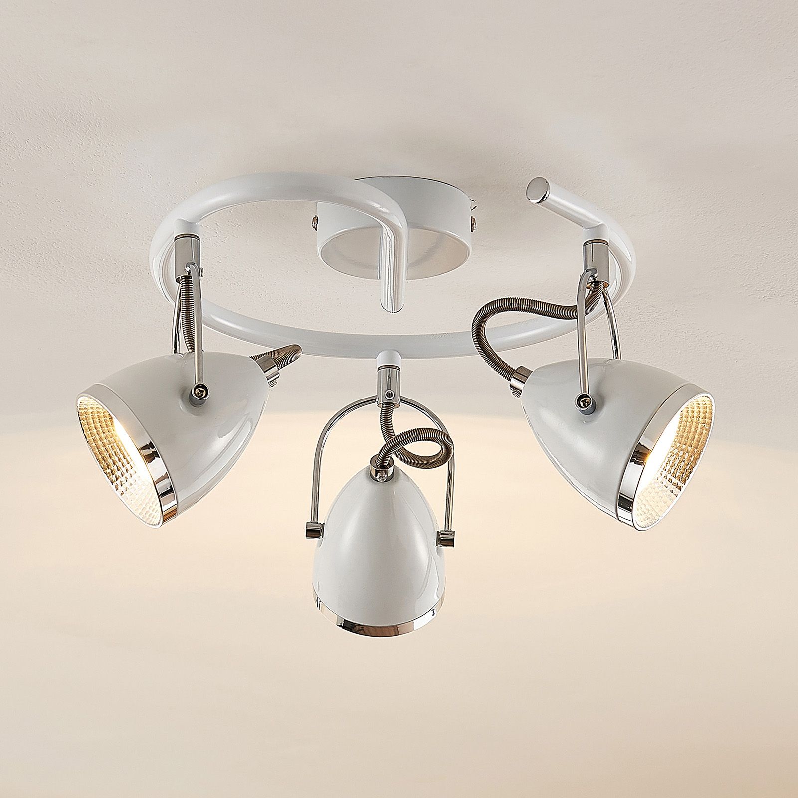 Lindby Jadon LED-takrondell vit 3 lampor 29,7 cm
