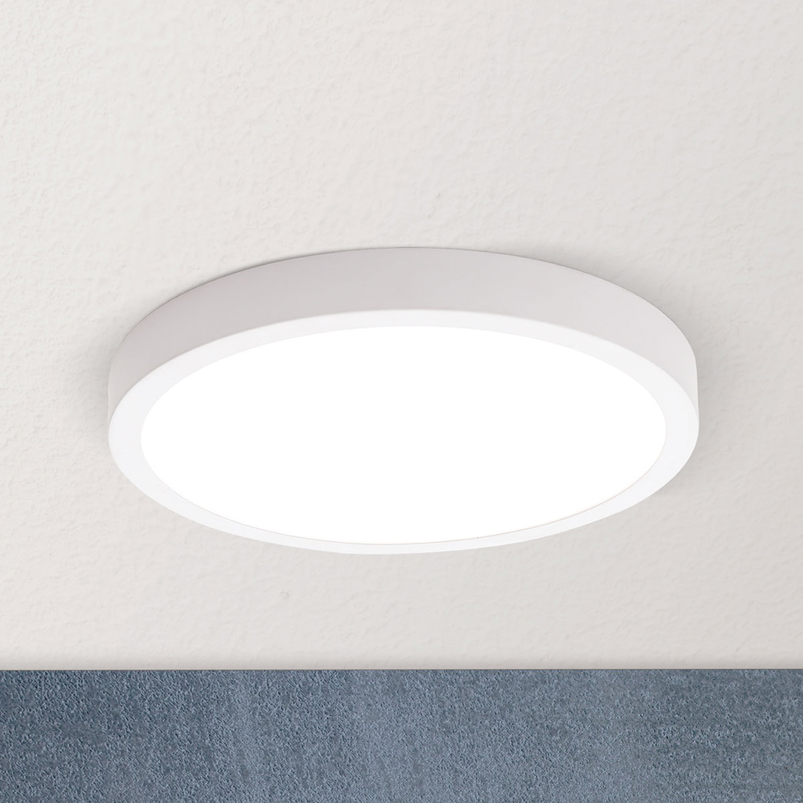 LED-taklampa Vika, rund, vit, Ø 23 cm