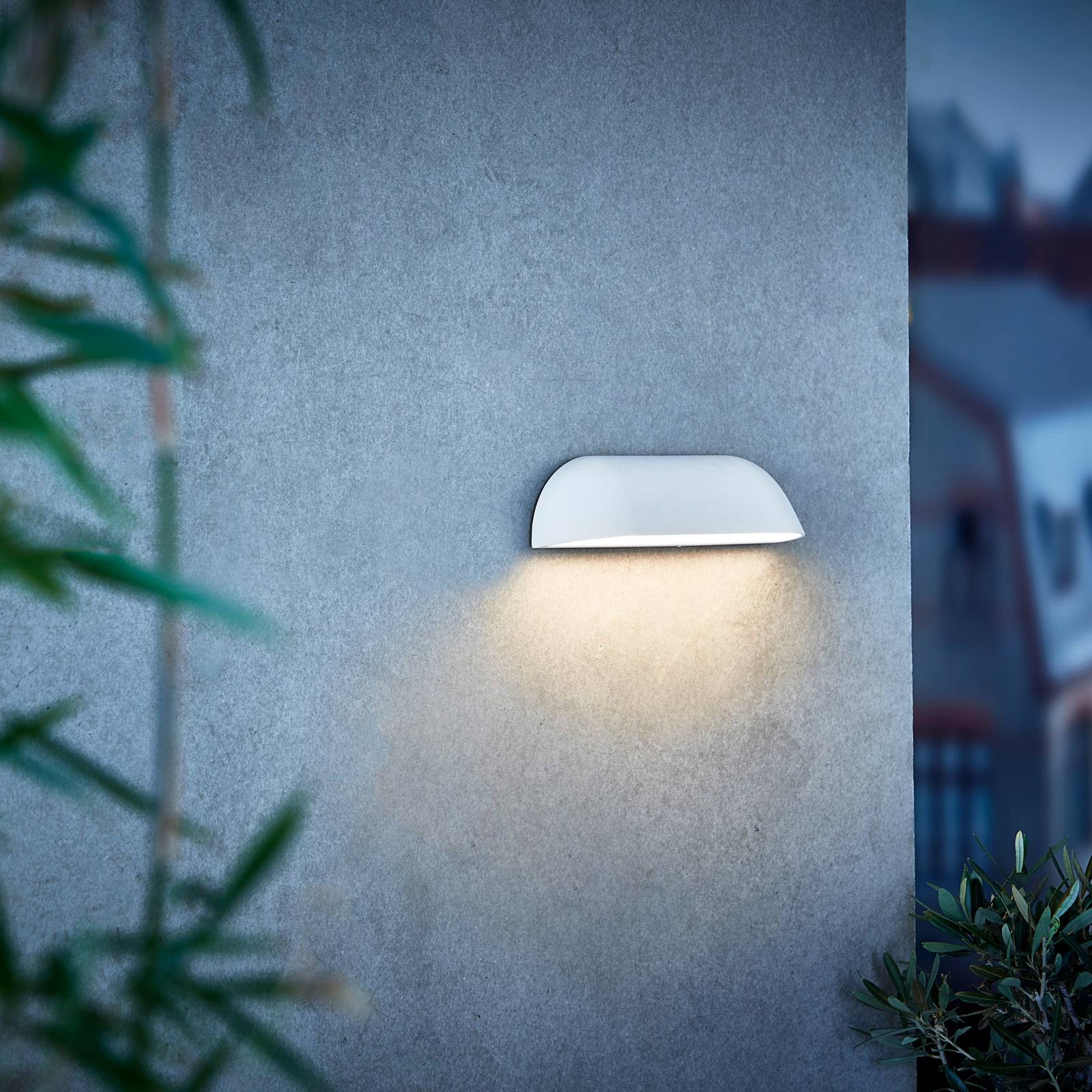 LED-utomhusvägglampa Front 26, vit