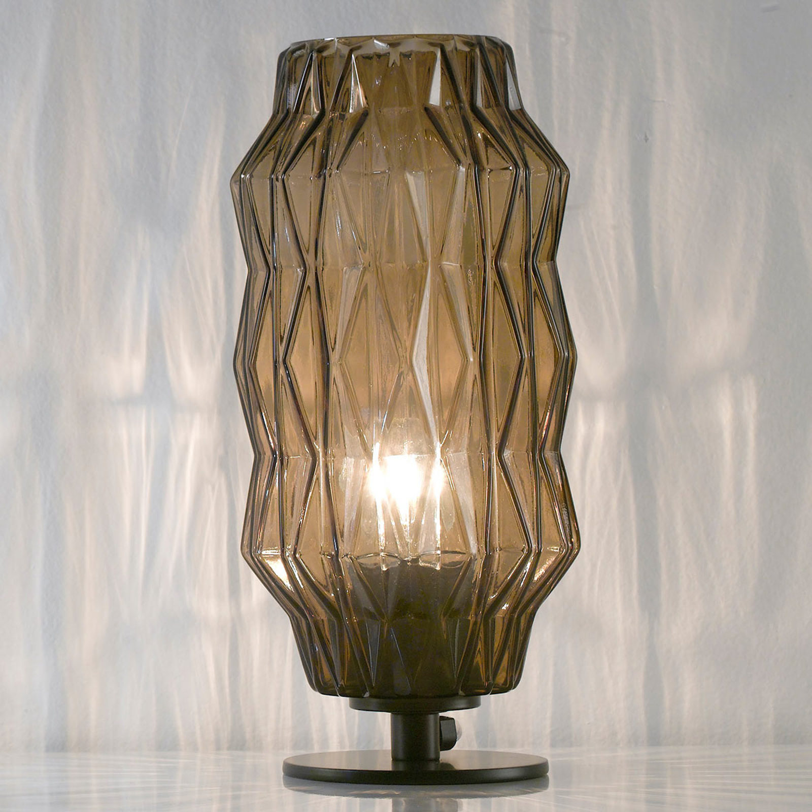 Bordslampa Origami, grå brun