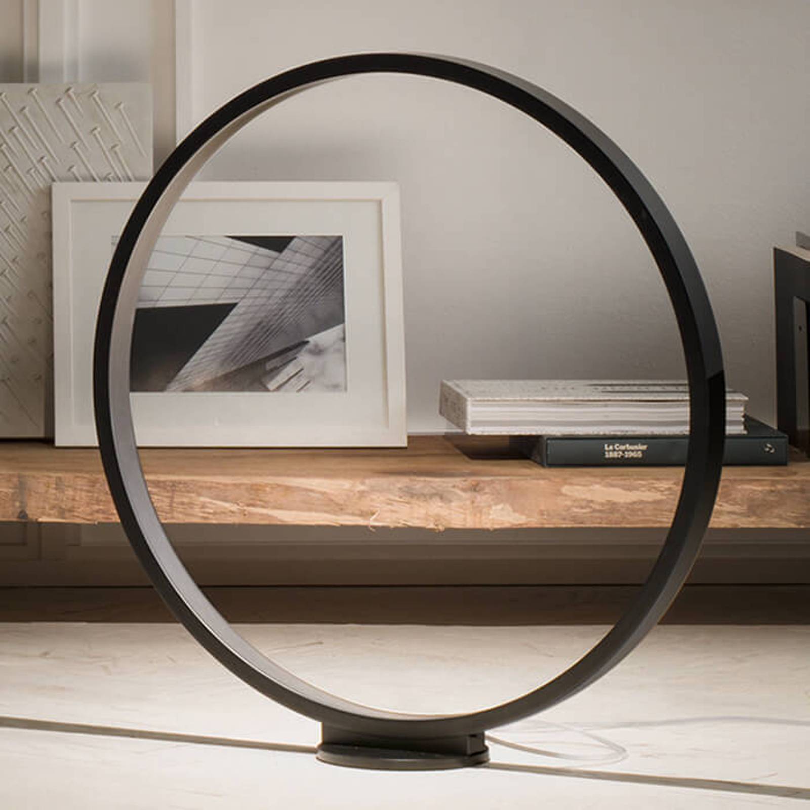 70 cm – LED-golvlampa Assolo med dimmer