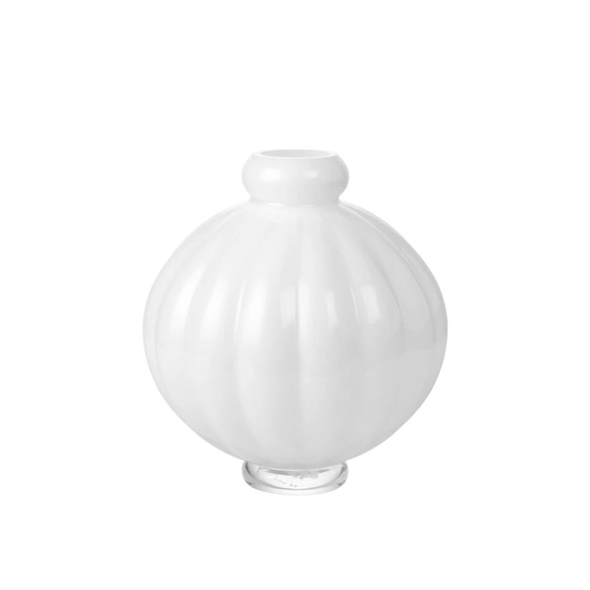 Balloon Vas 01 Opal Louise Roe