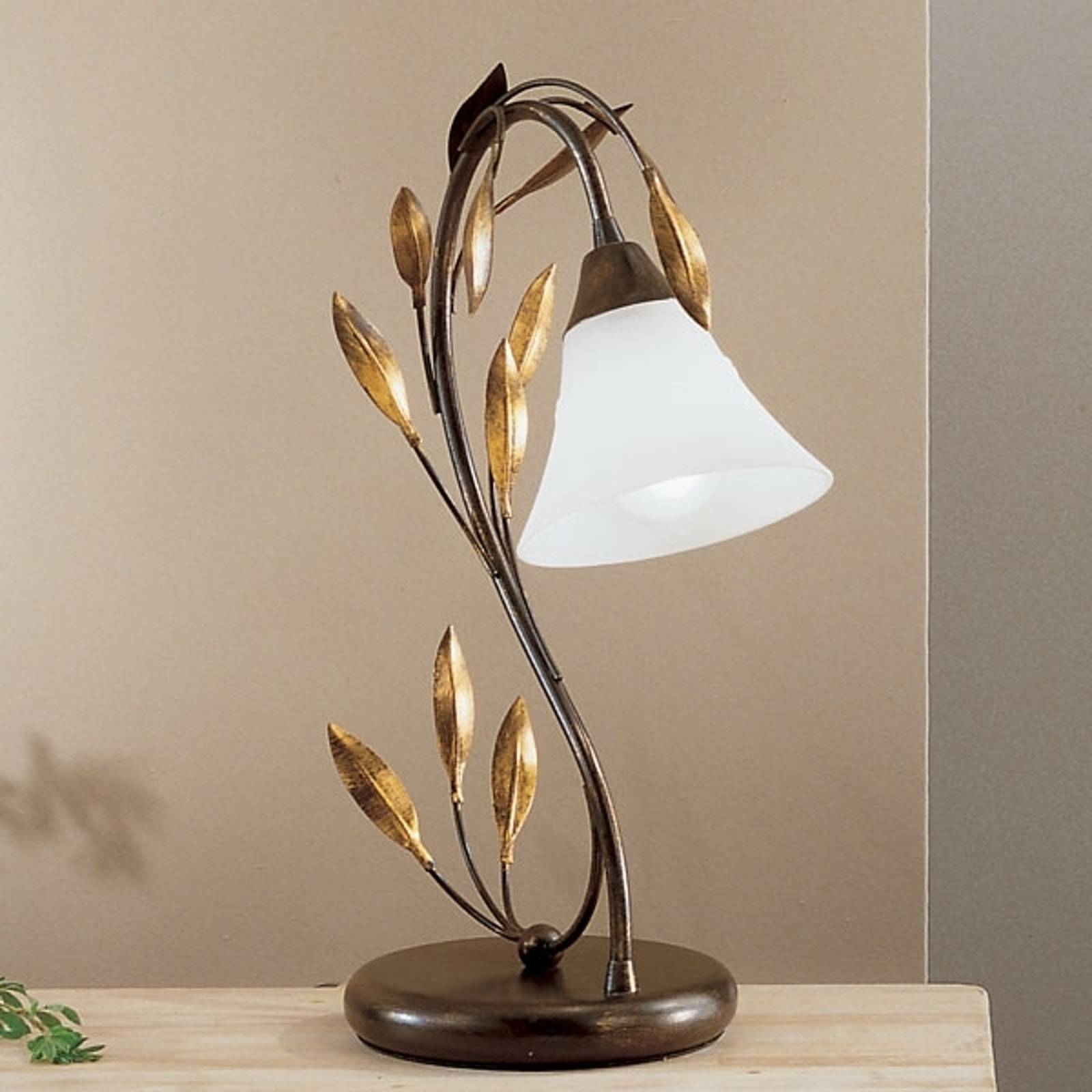 Svängd bordslampa CAMPANA