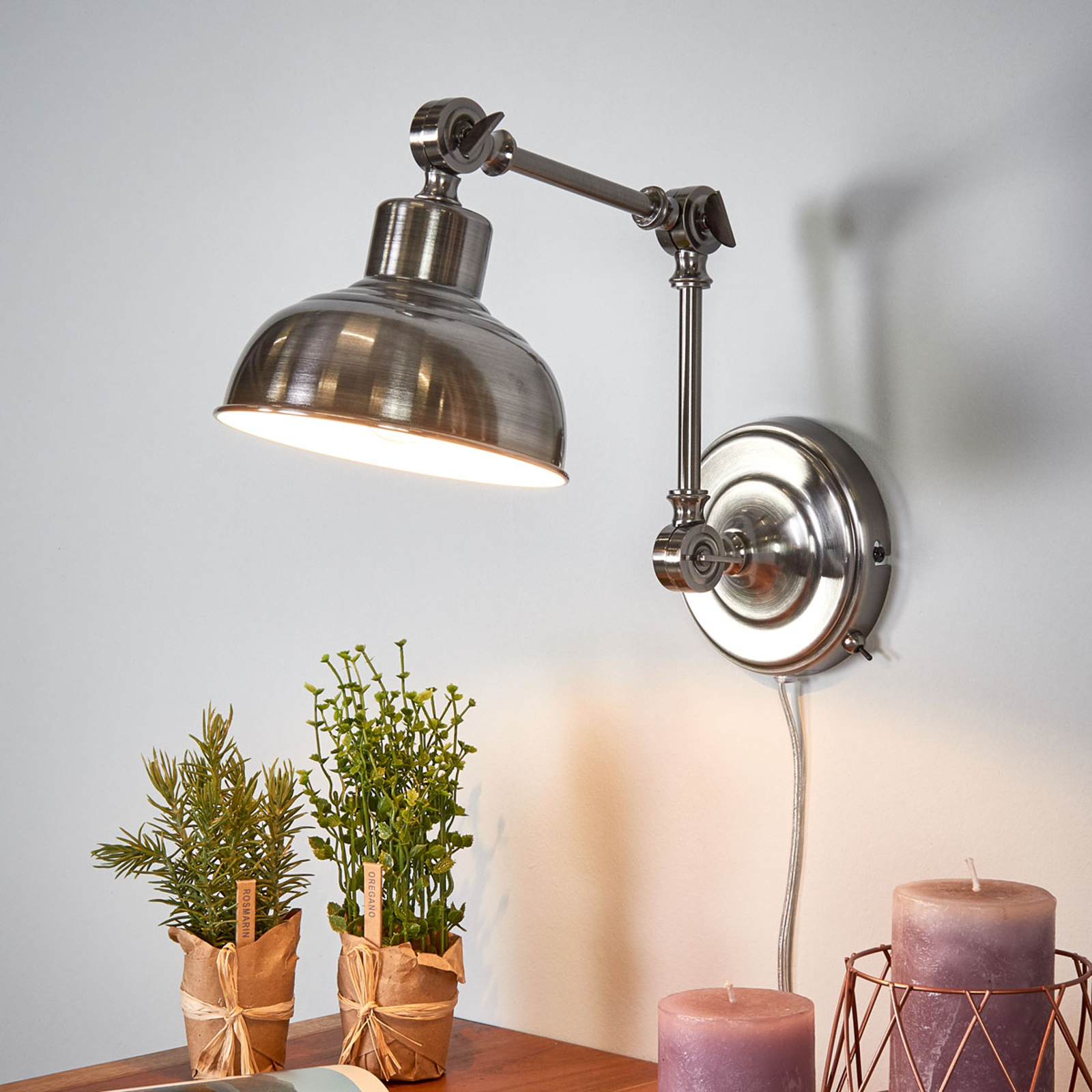 Vägglampa Grimmstad i antik stil