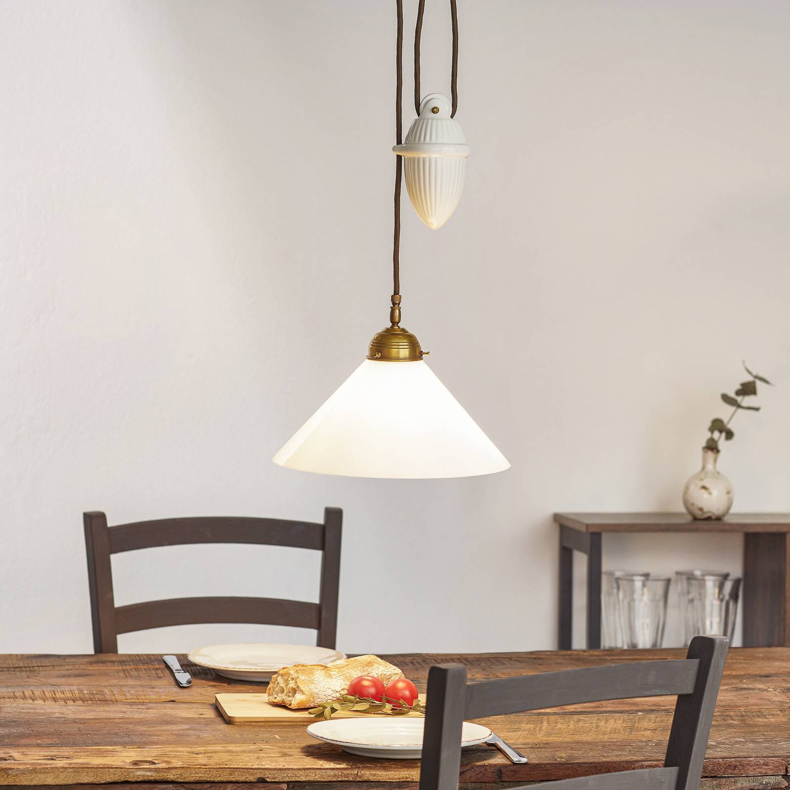 Taklampa HELENE med hisspendel