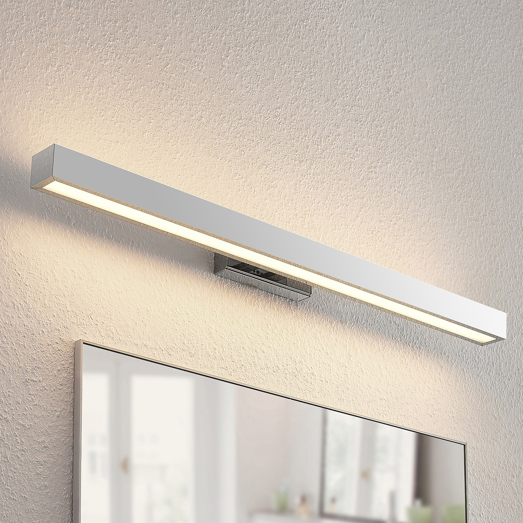Lindby Tade LED-badrumsvägglampa 90 cm