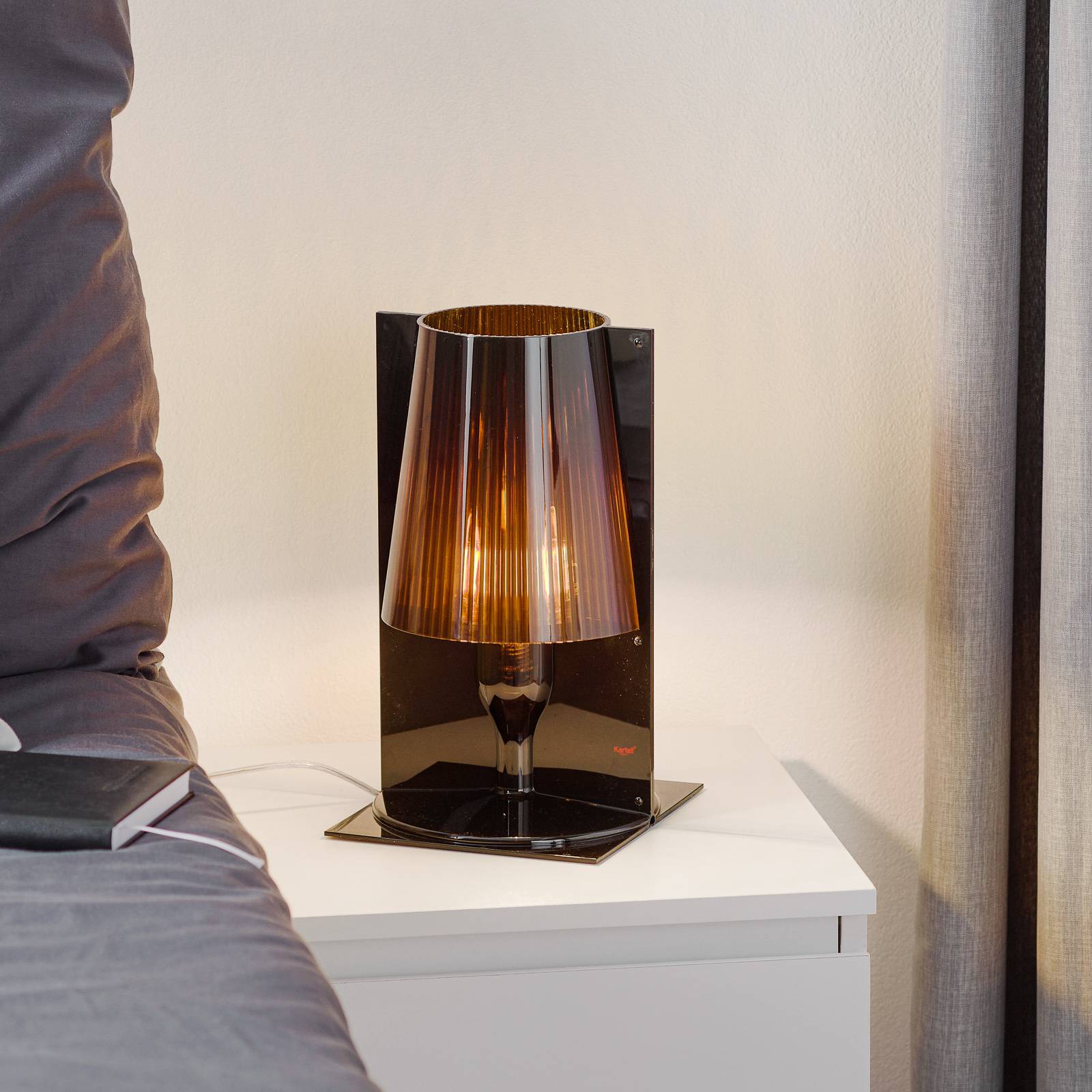 Kartell Take bordslampa, rökgrå