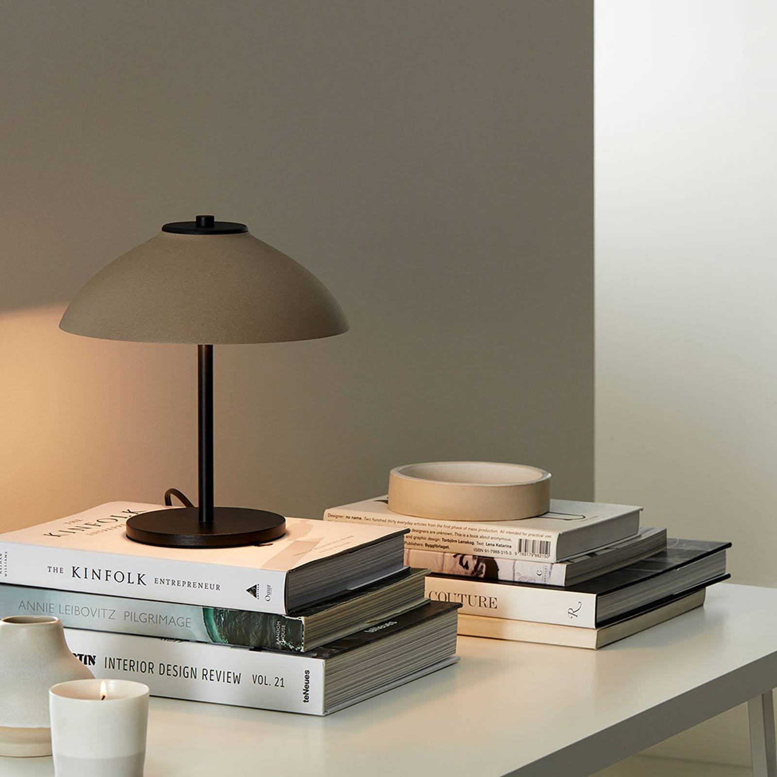 Bordslampa Vali, höjd 25,8 cm, svart/beige