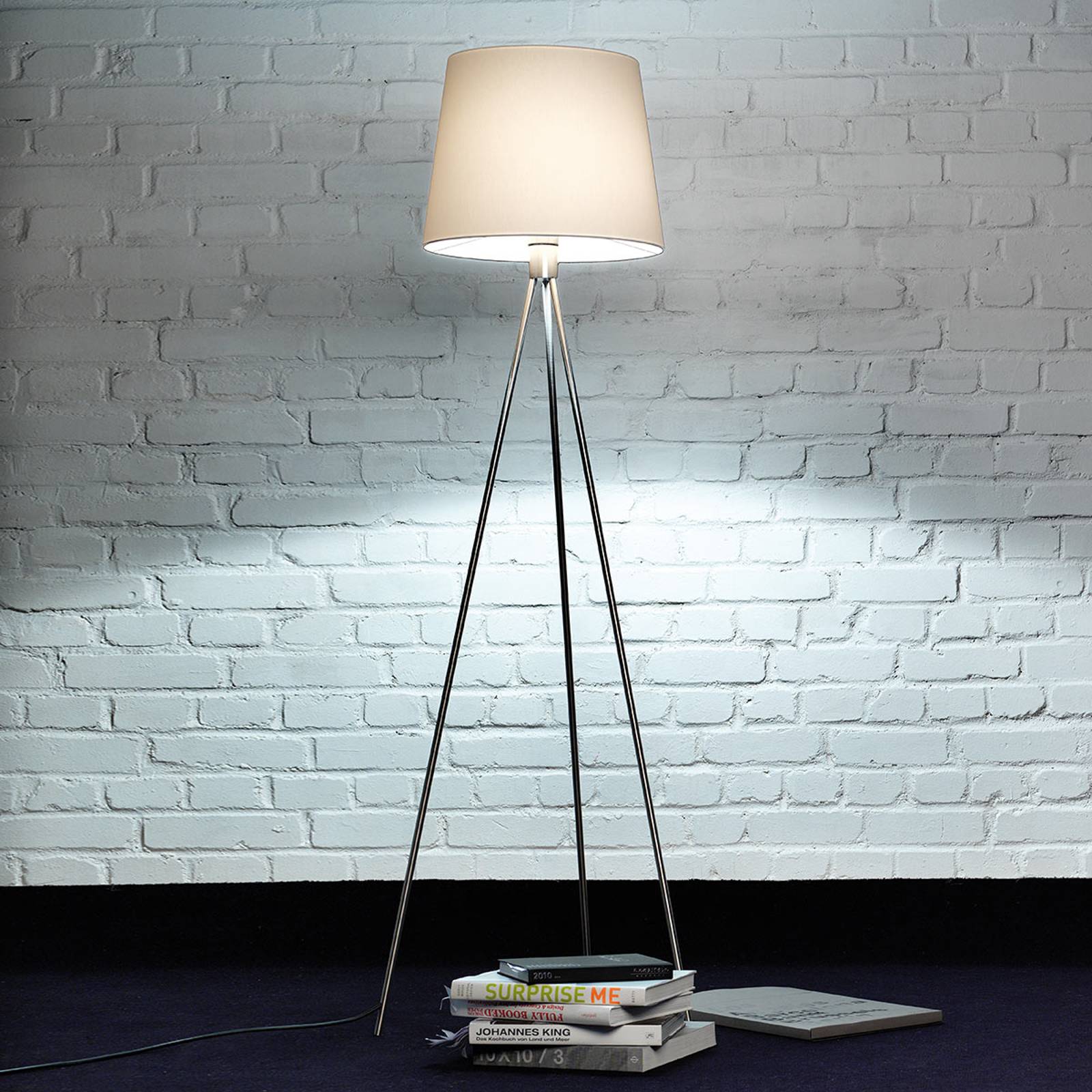 Trebent golvlampa Pico, matt nickel