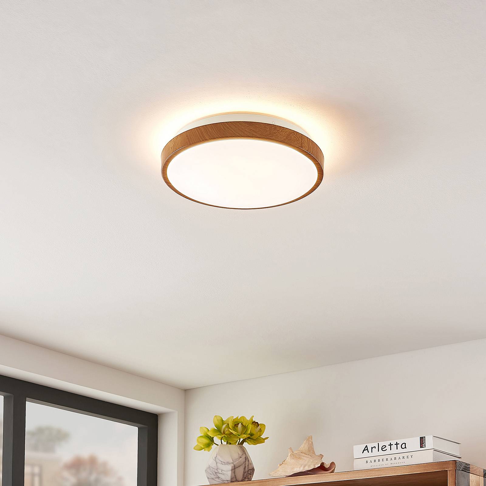 Lindby Mendosa LED-taklampa, träoptik, rund