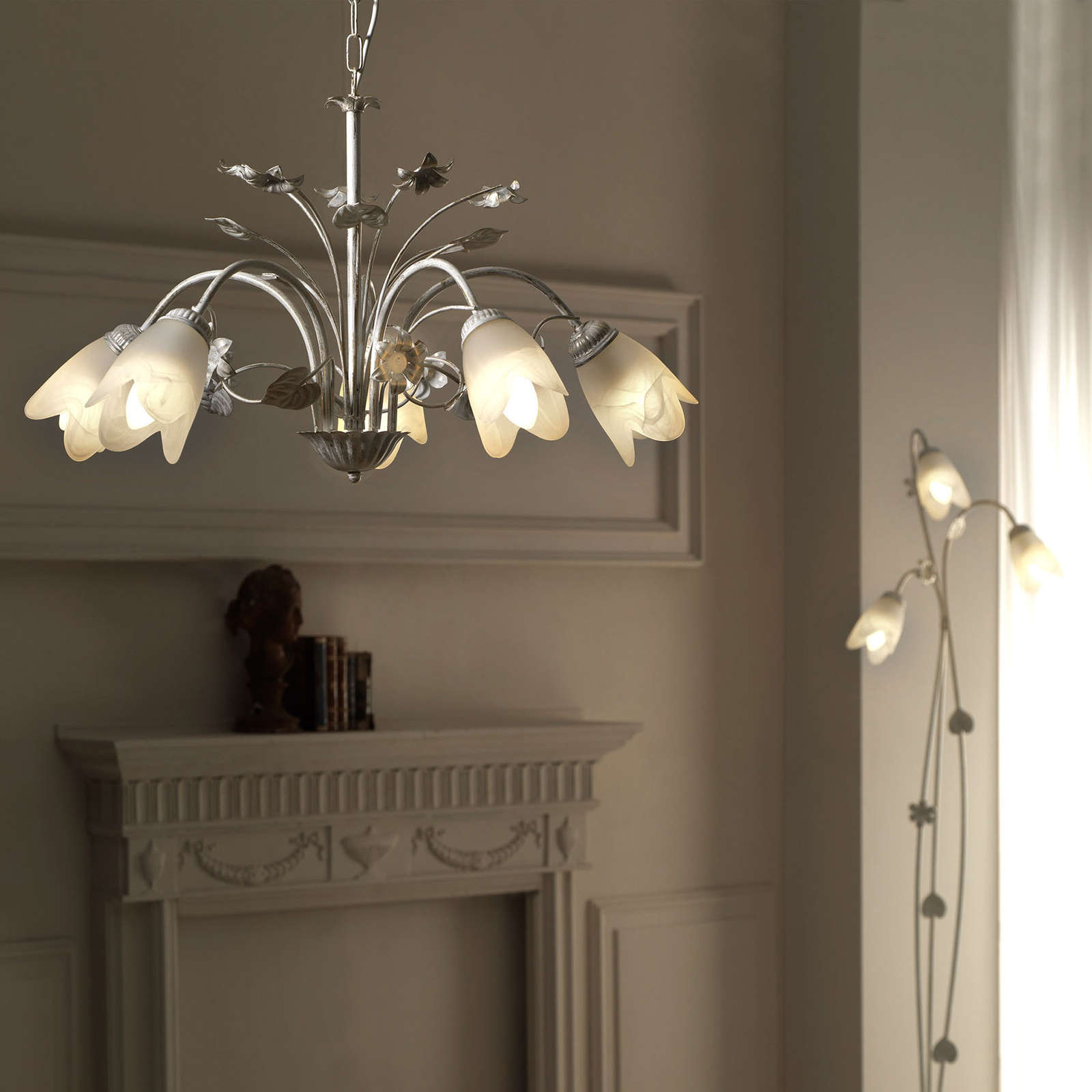 Golvlampa i florentinstil Petunia, 3 lampor