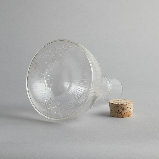 Iittala - SÅLD "Niva" Glaskaraff med kork-lock