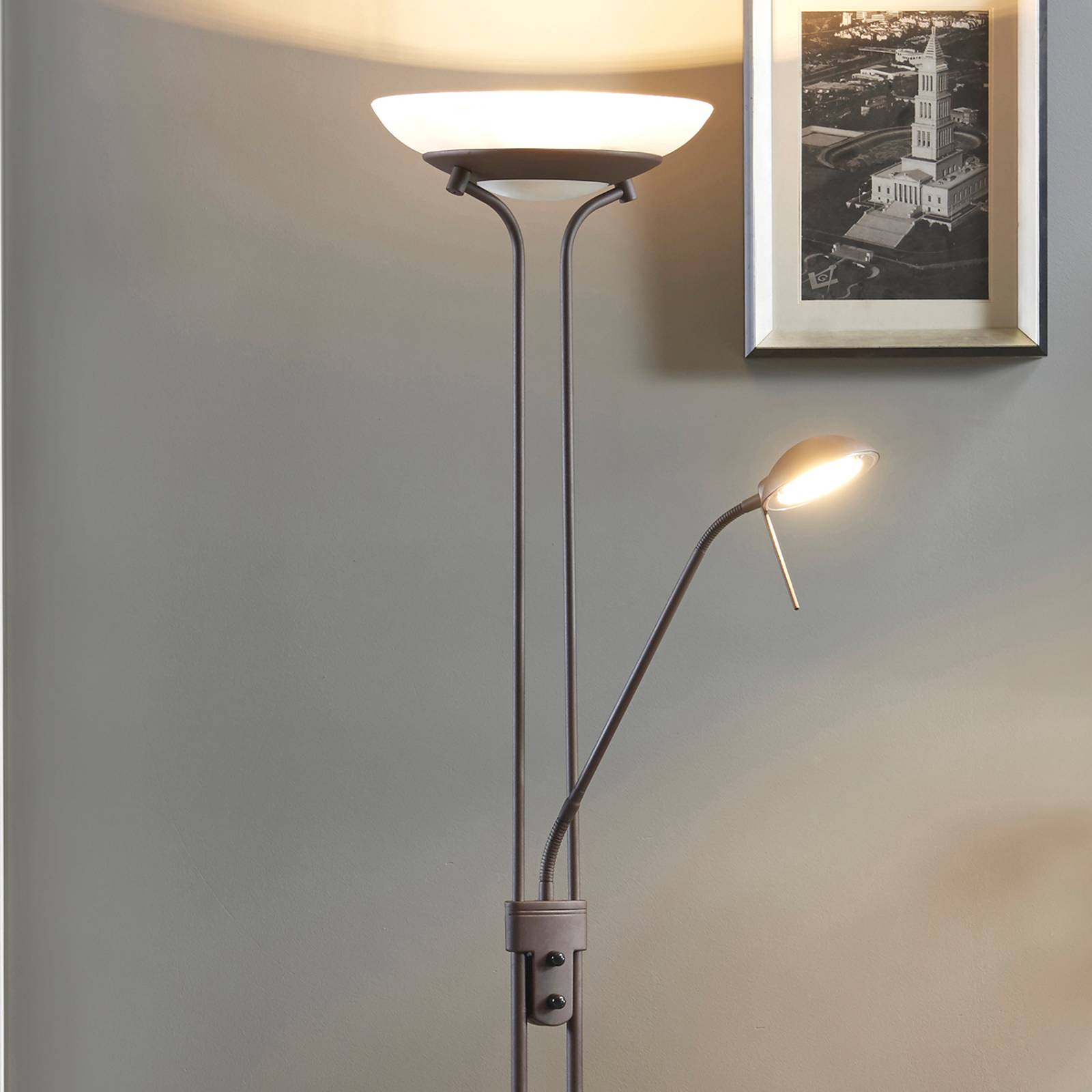Yveta - rostfärgad LED-uplight med dimmer
