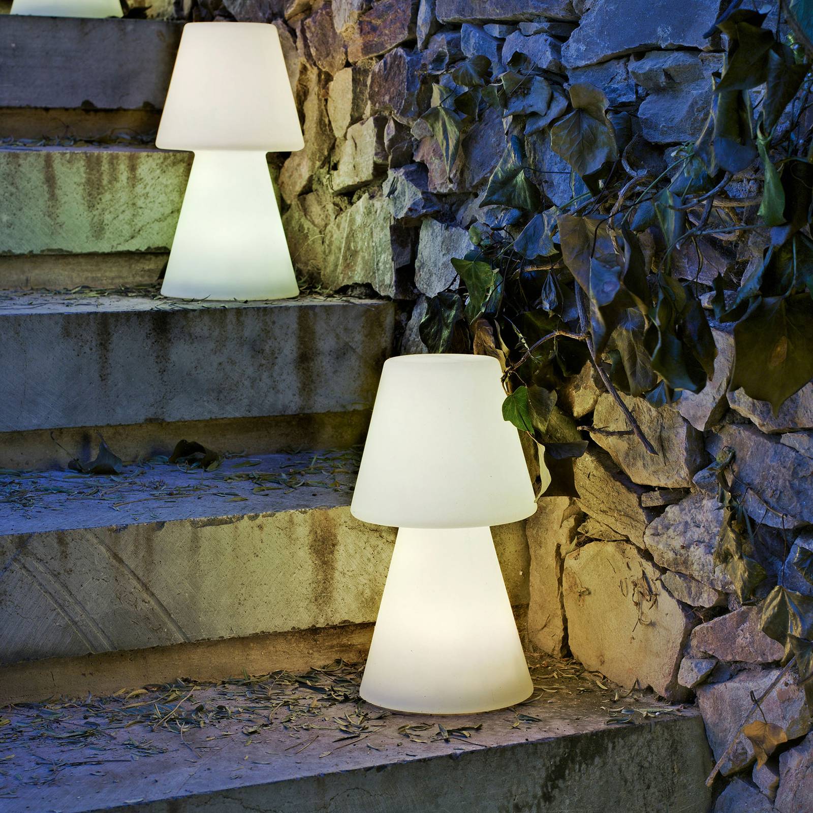 Newgarden Lola 30 LED-bordslampa kabel 6 500 K