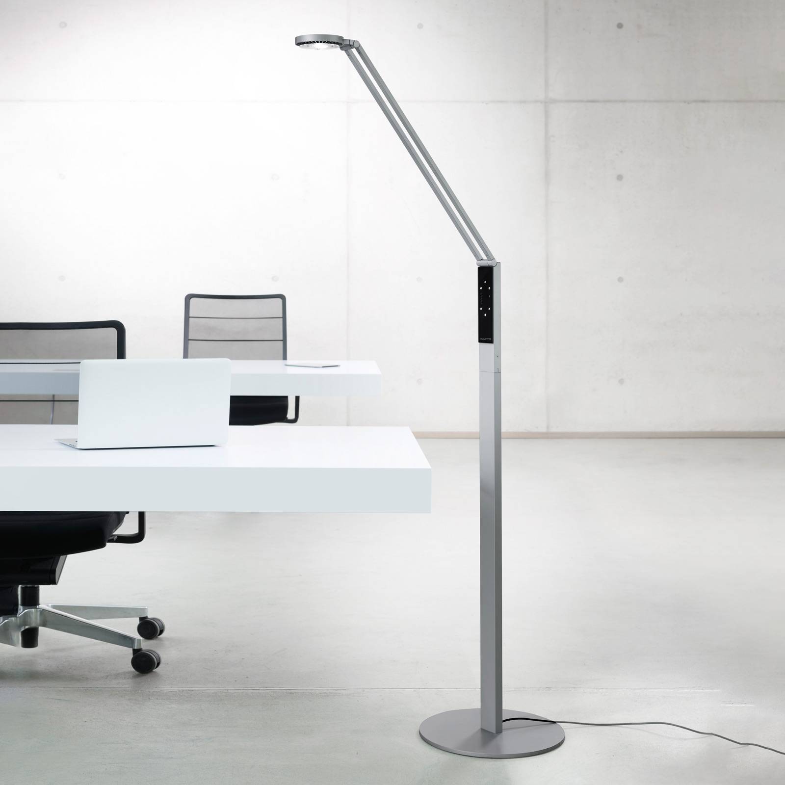 Luctra Floor Radial LED-golvlampa aluminium