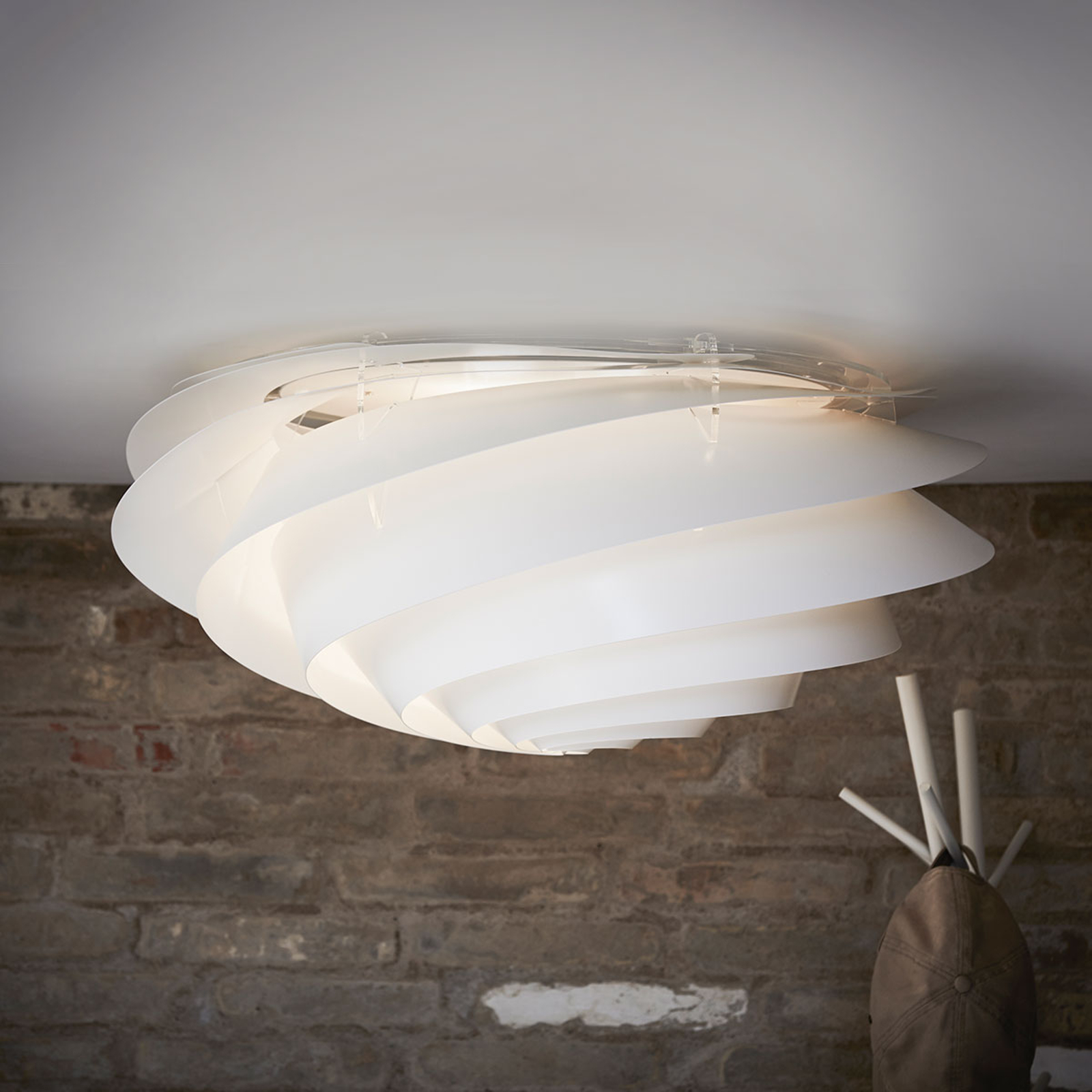 LE KLINT Swirl Large - vägglampa, vit, dimbar