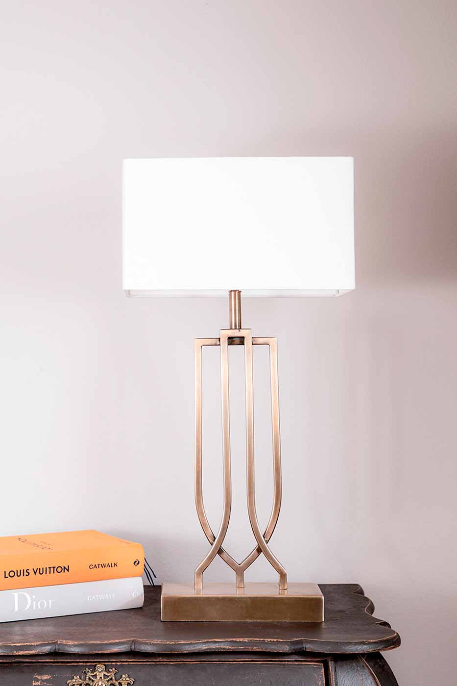 Bordslampa Dahli inkl. skärm
