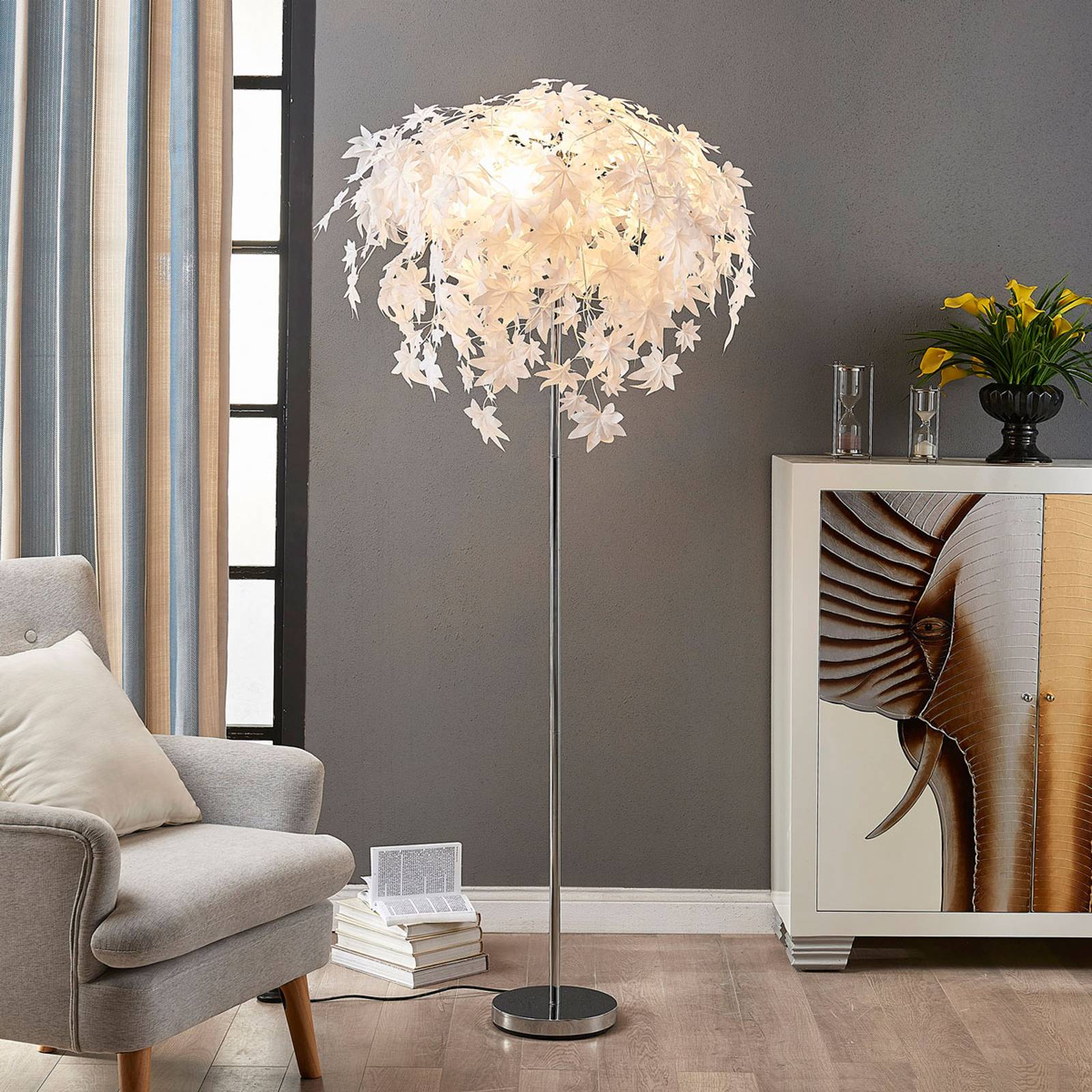 Maple - golvlampa med bladdekor