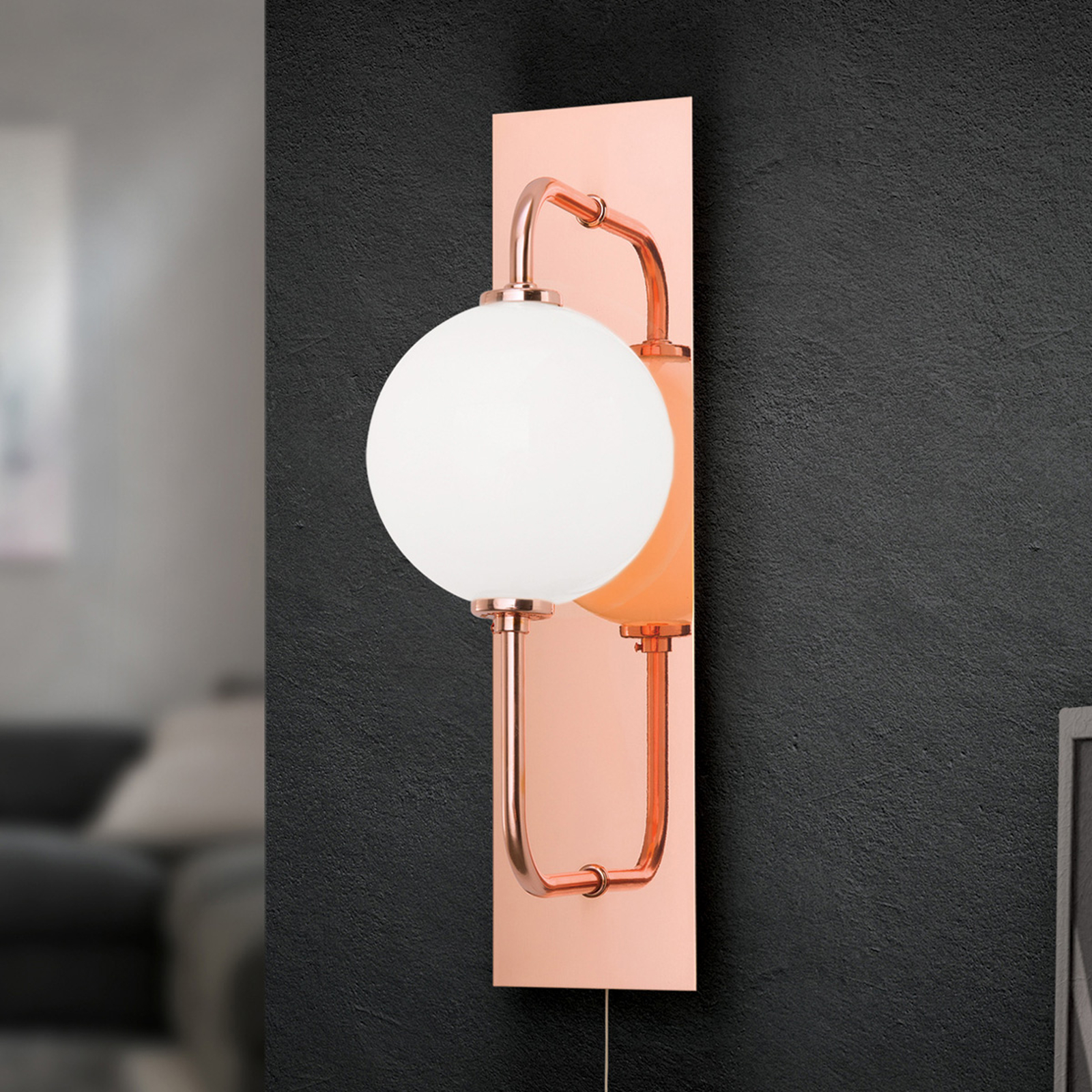 LED-vägglampa Pipes med glaskula, koppar