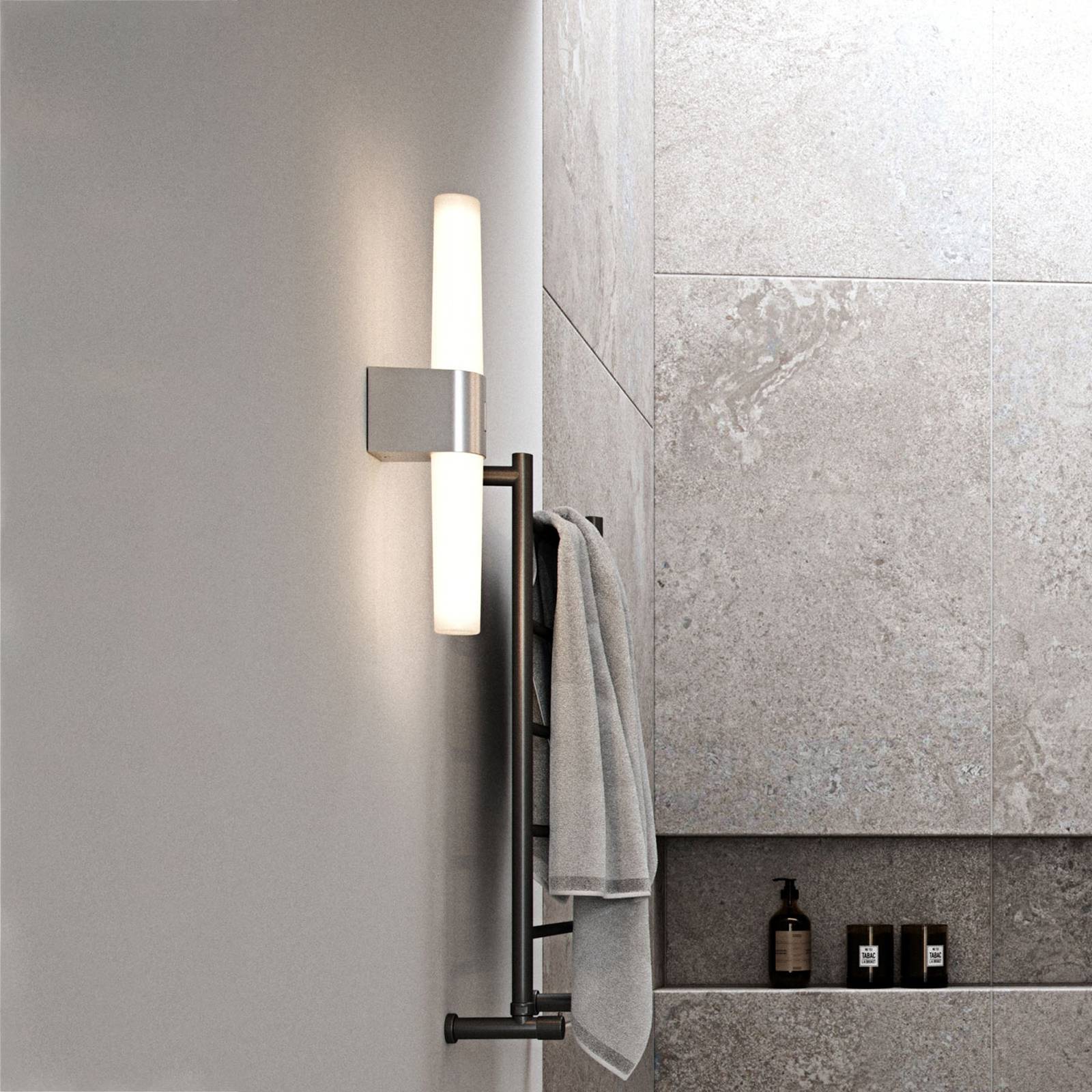 LED-badrumsvägglampa Helva Double, krom