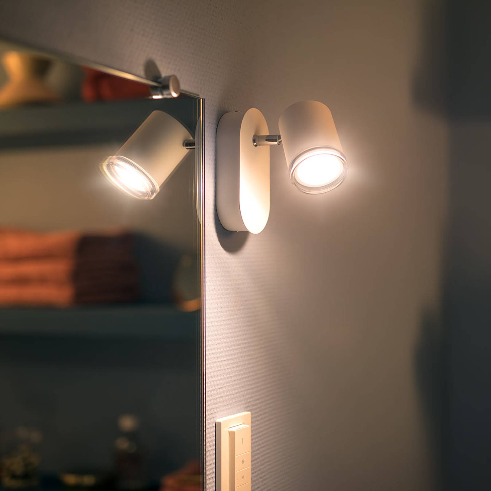 Philips Hue White Ambiance Adore LED-spotlight