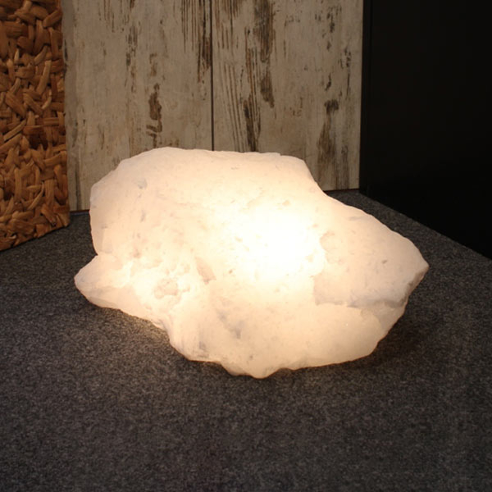 Saltkristallgolvlampa Rock White Line