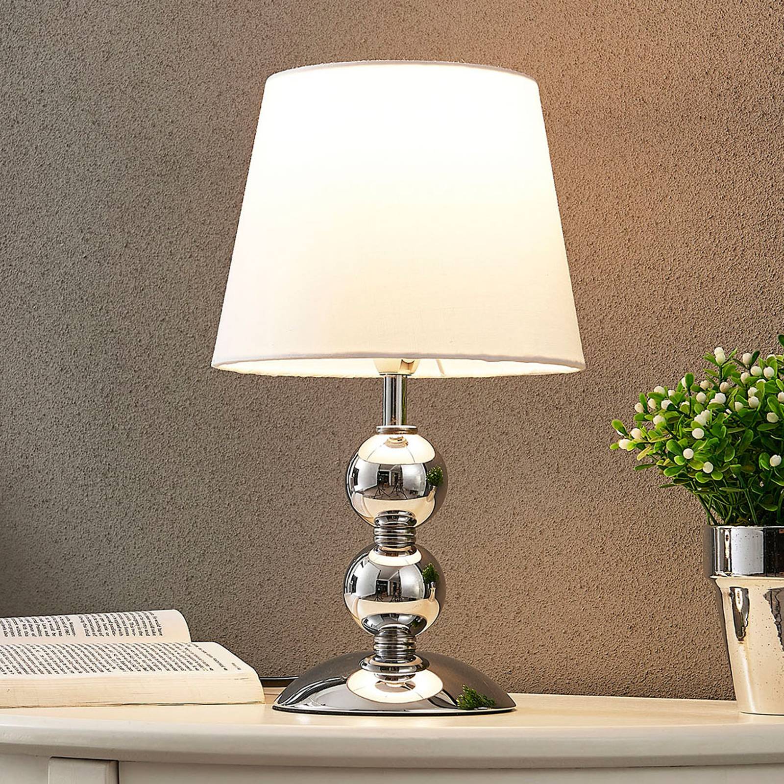 Elegant LED-bordslampa Minna i satin-look