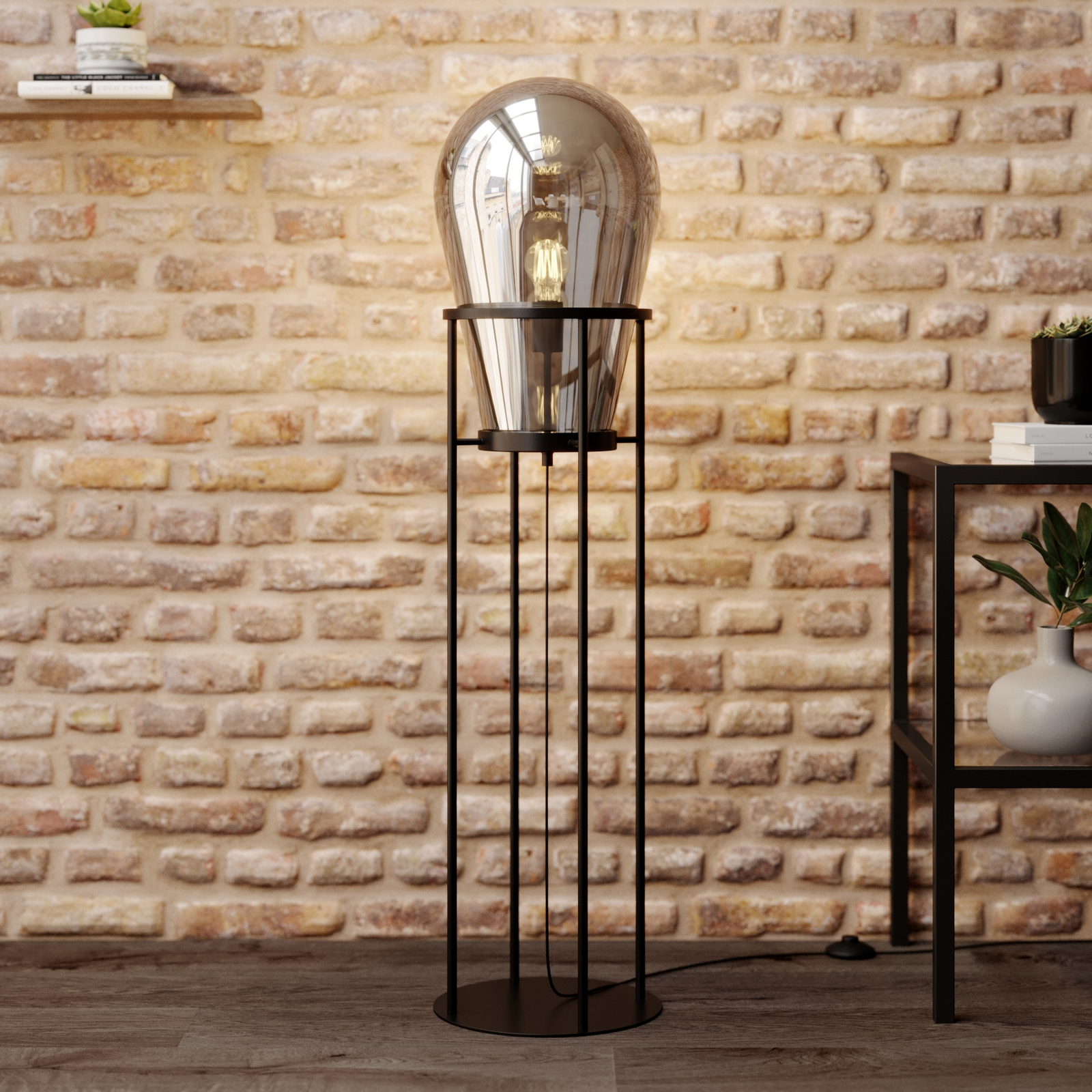 Lucande Viyan golvlampa med glasballong