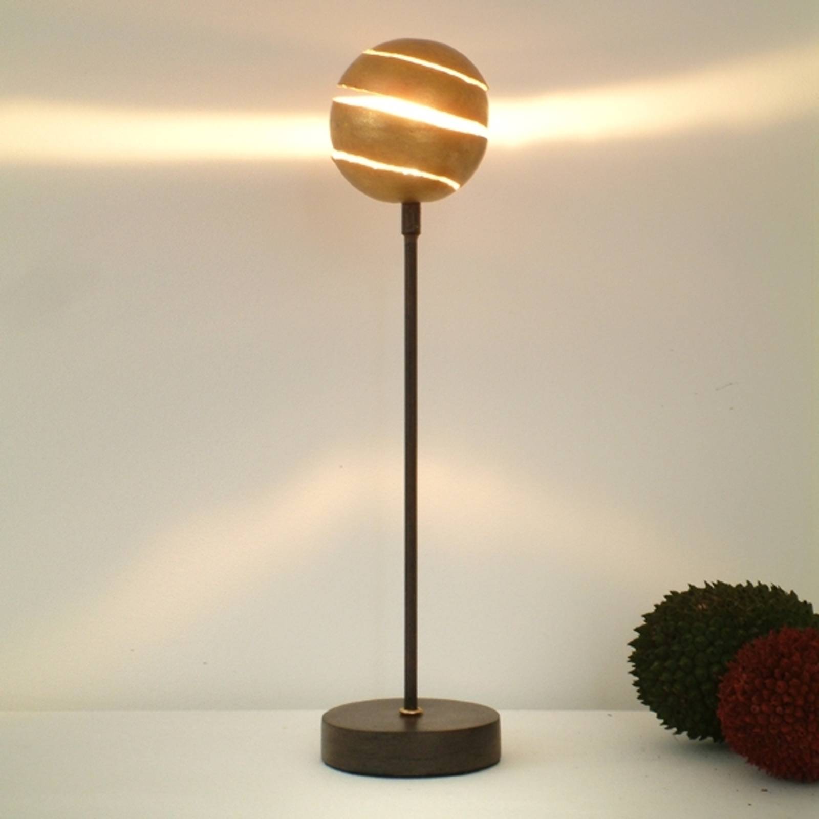 Bordslampa KUGELBLITZ GOLD av järn