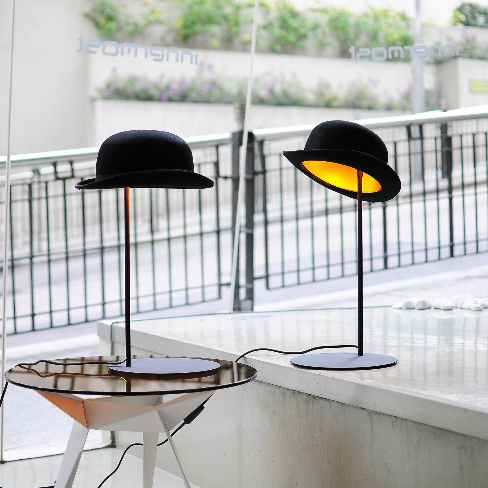 Innermost Jeeves Table bordslampa av filt