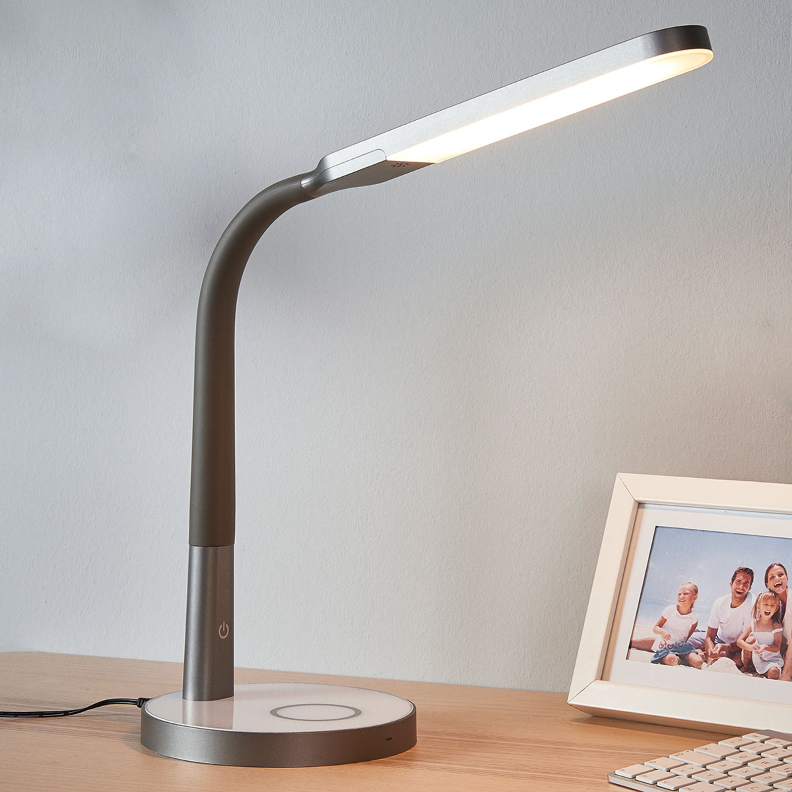 Grå LED-skrivbordslampa Maily, USB, dimmer