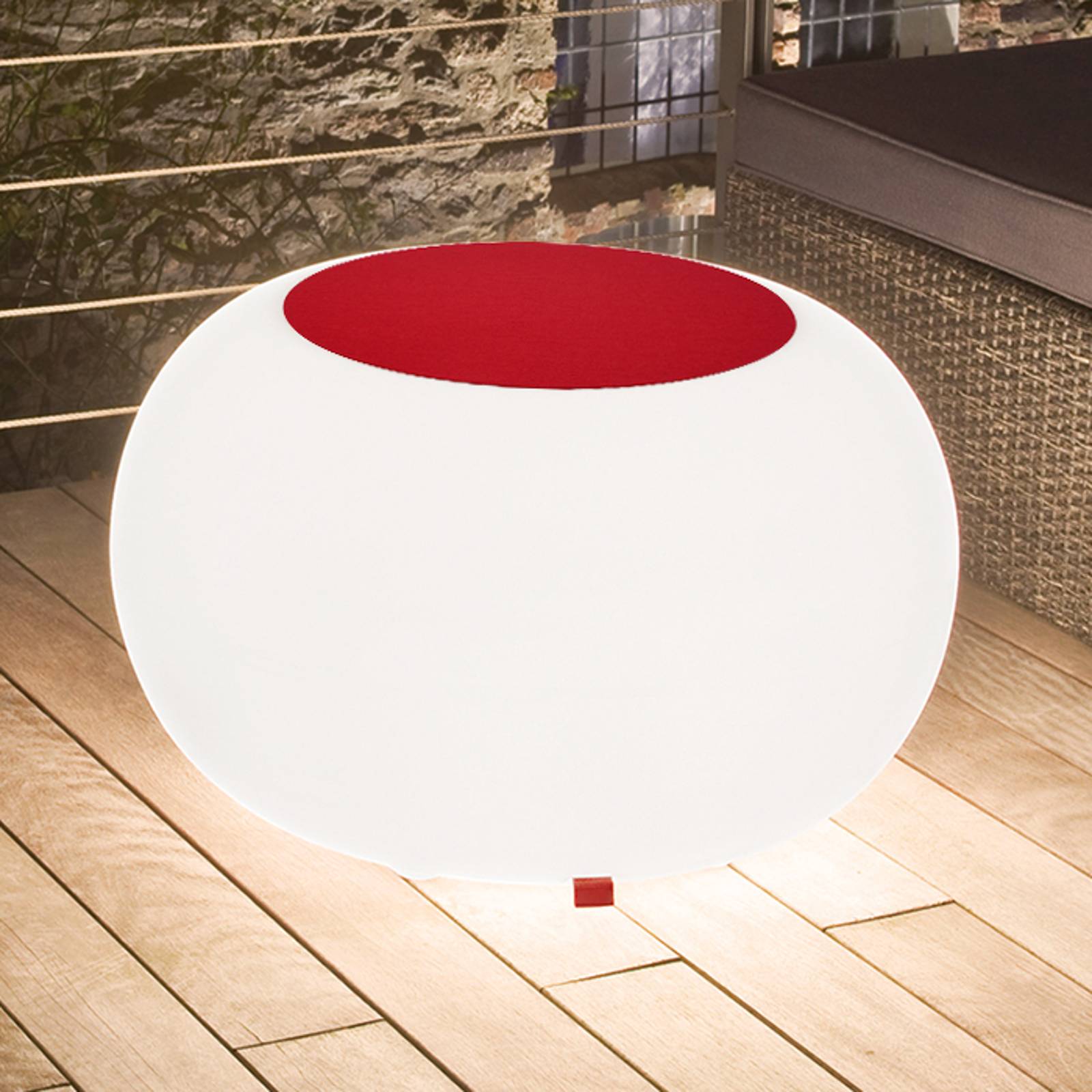 Bubble Outdoor bord, vitt ljus + röd filt