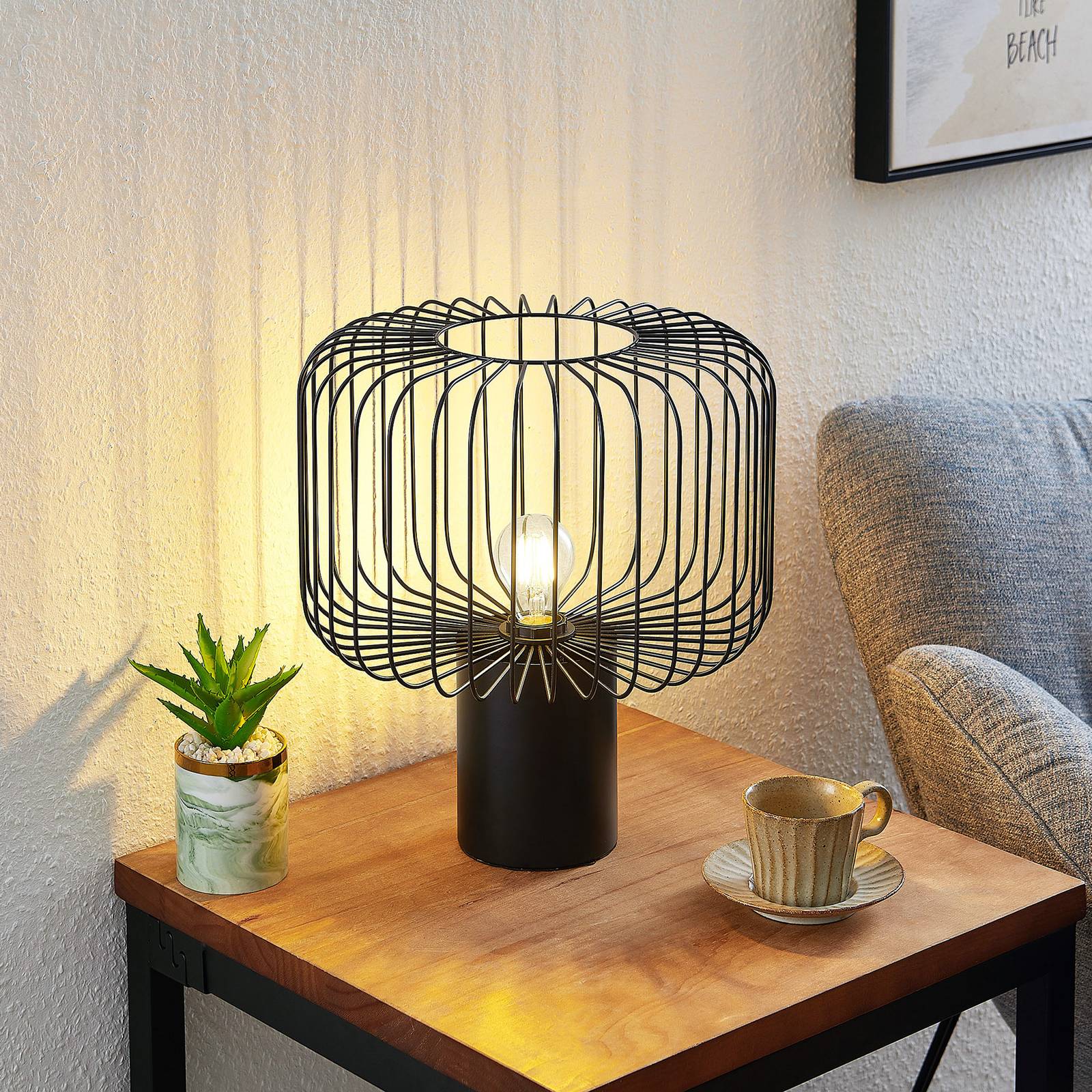 Lindby Vatiki bordslampa med burskärm