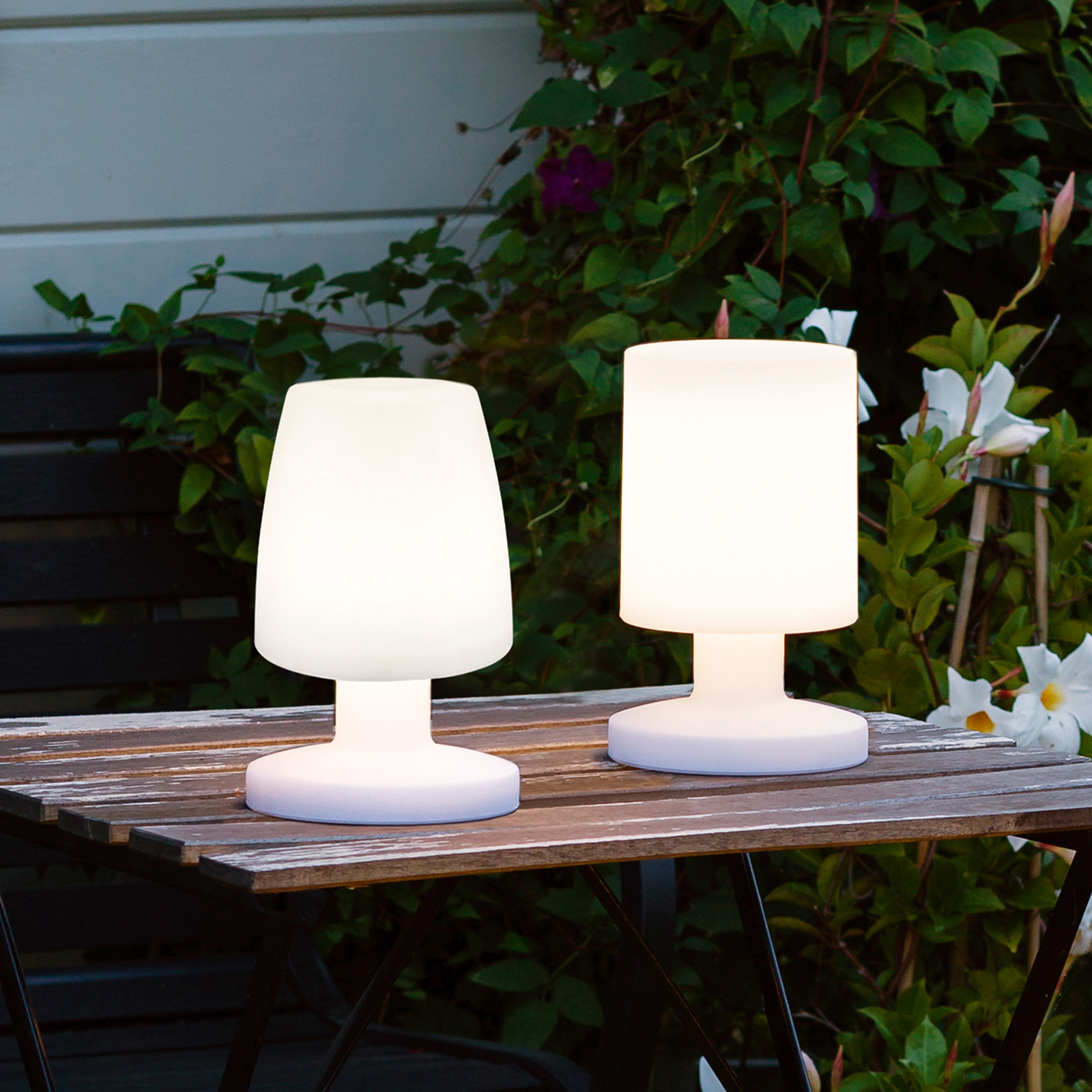 LED-bordslampa Dora, batteridriven, utomhusbruk