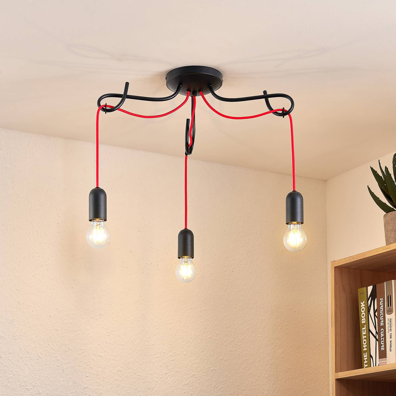 Lucande Jorna taklampa, 3 lampor, röd kabel