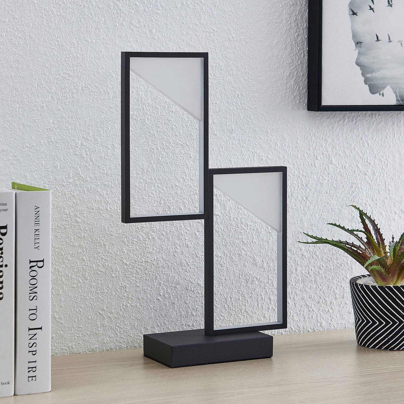 Lindby Fotini LED-bordslampa