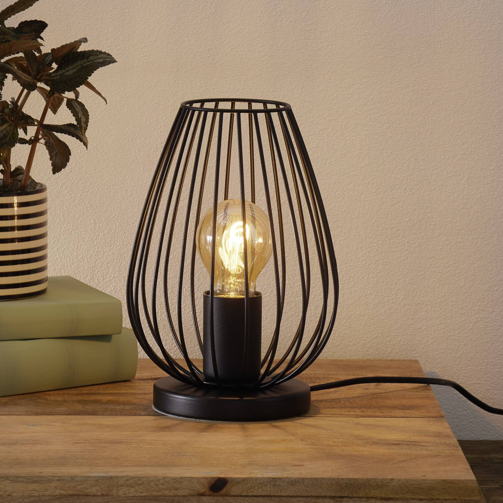 Newtown - en bordslampa i vintage-stil
